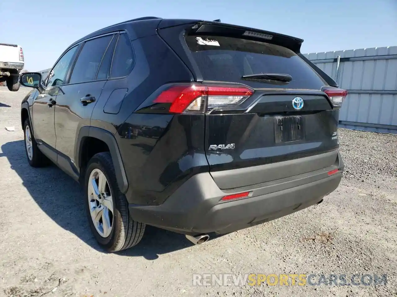 3 Photograph of a damaged car 4T3B6RFV9MU039654 TOYOTA RAV4 2021