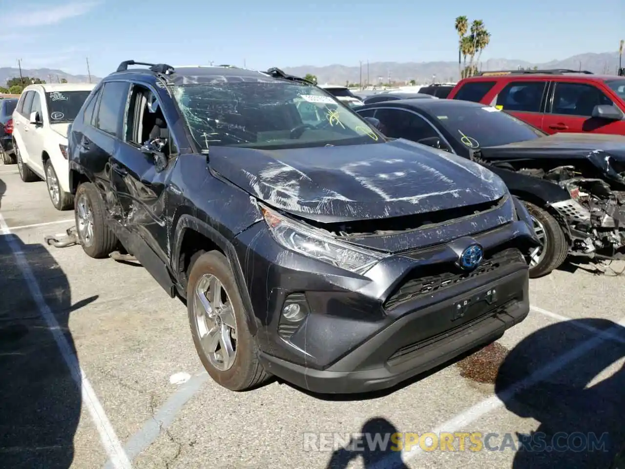 1 Photograph of a damaged car 4T3B6RFVXMU034057 TOYOTA RAV4 2021