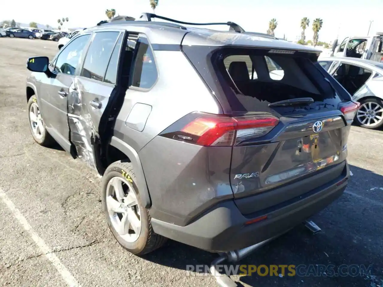 3 Photograph of a damaged car 4T3B6RFVXMU034057 TOYOTA RAV4 2021