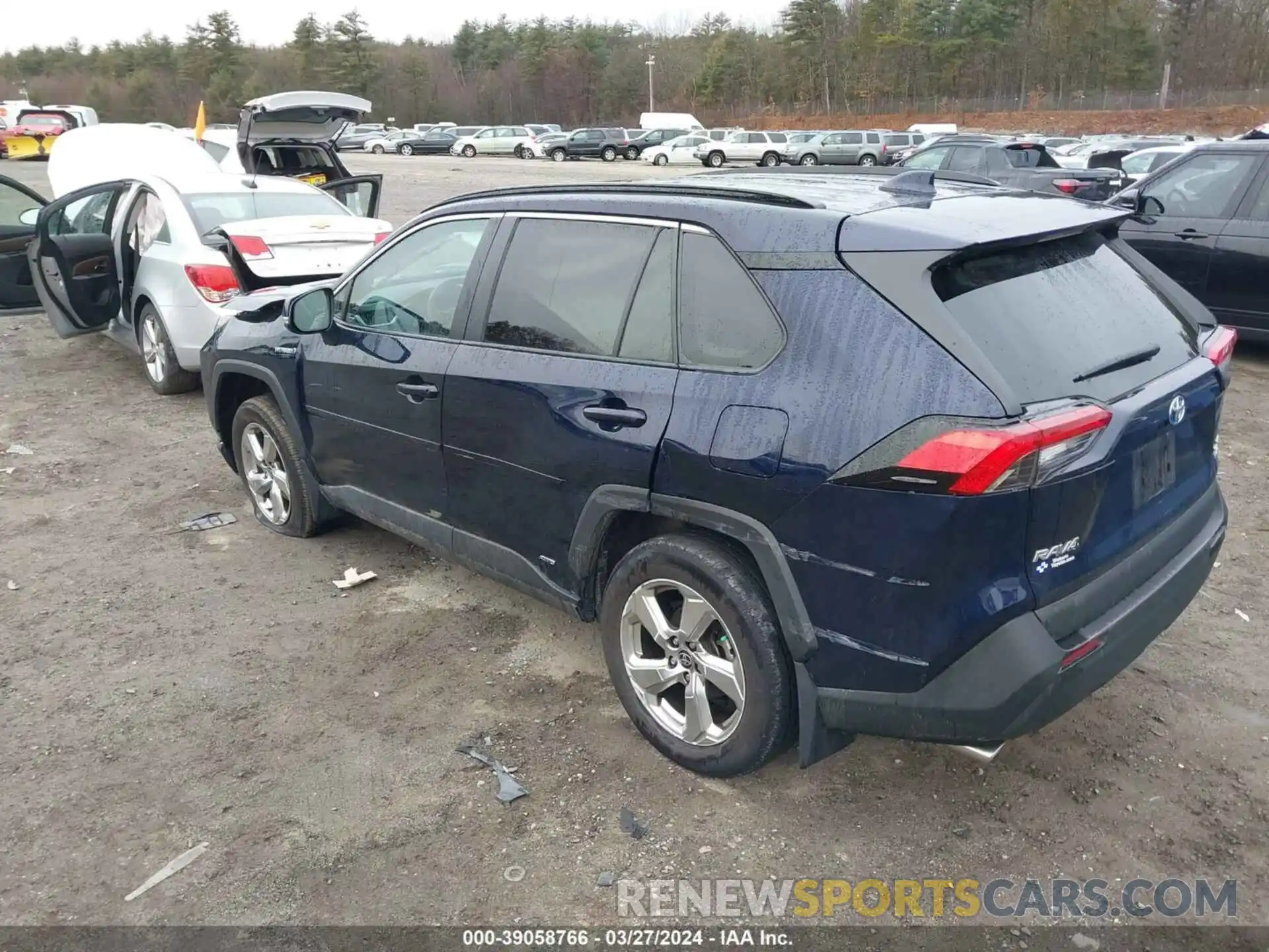 3 Photograph of a damaged car 4T3B6RFVXMU046273 TOYOTA RAV4 2021