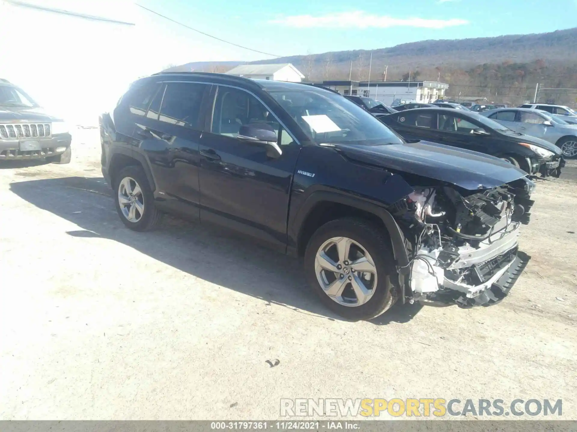 1 Photograph of a damaged car 4T3B6RFVXMU050100 TOYOTA RAV4 2021