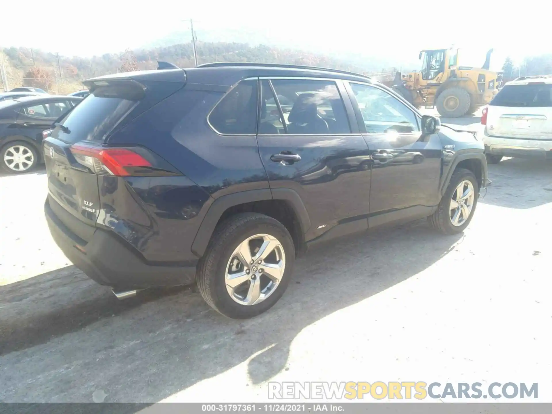 4 Photograph of a damaged car 4T3B6RFVXMU050100 TOYOTA RAV4 2021