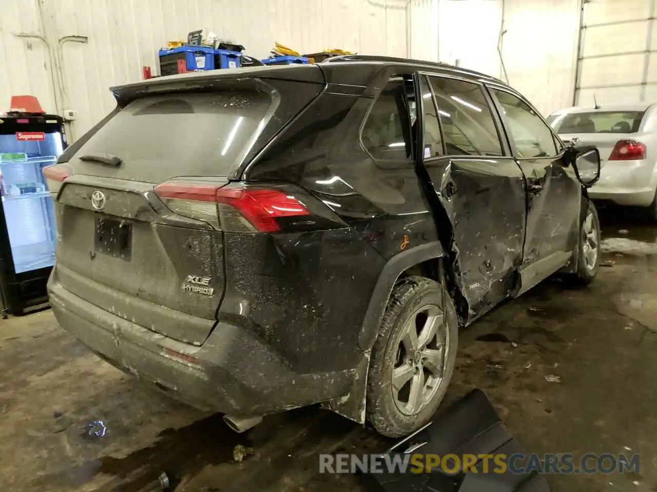 4 Photograph of a damaged car 4T3B6RFVXMU054213 TOYOTA RAV4 2021