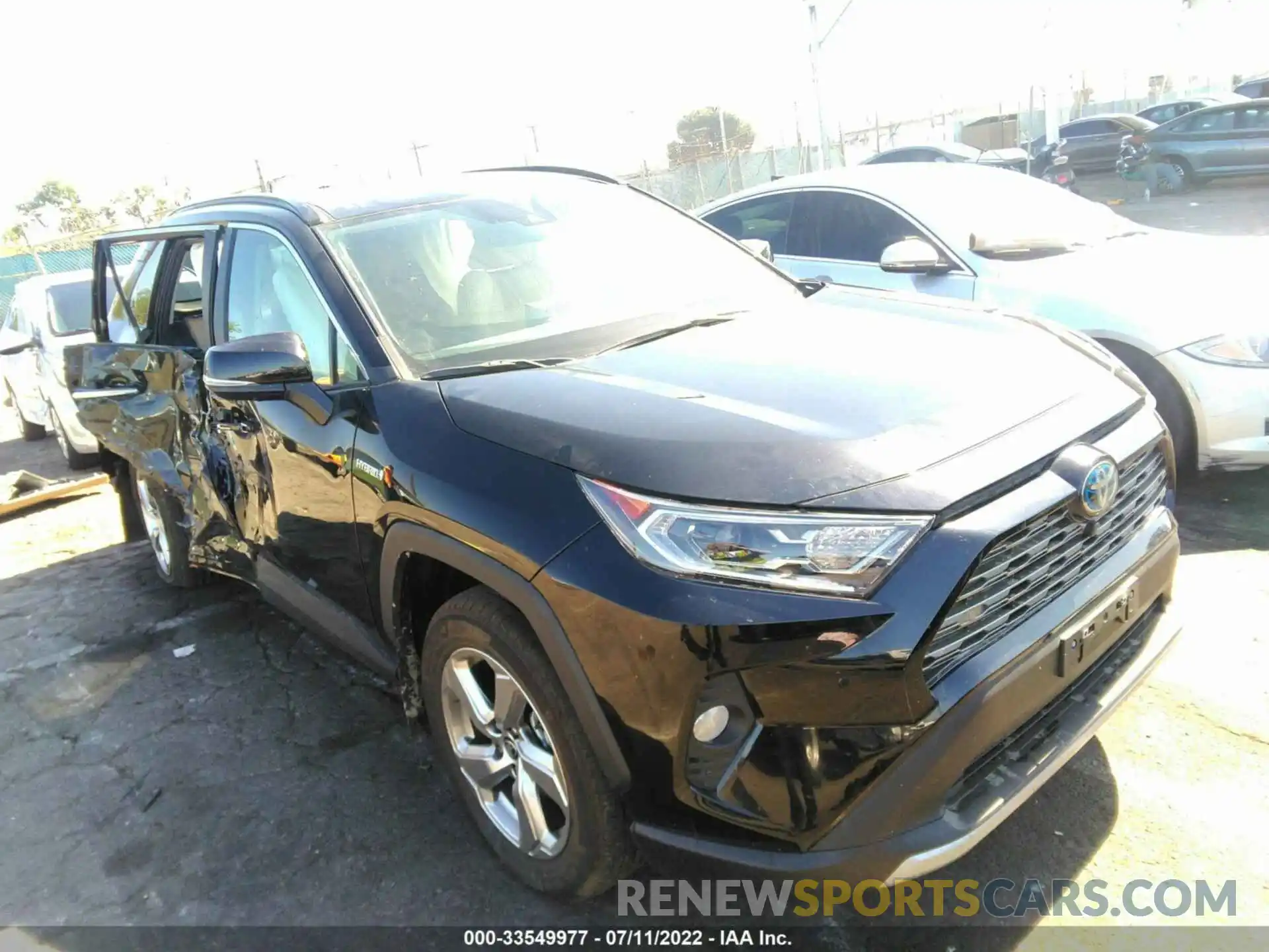 1 Photograph of a damaged car 4T3D6RFV0MU037946 TOYOTA RAV4 2021