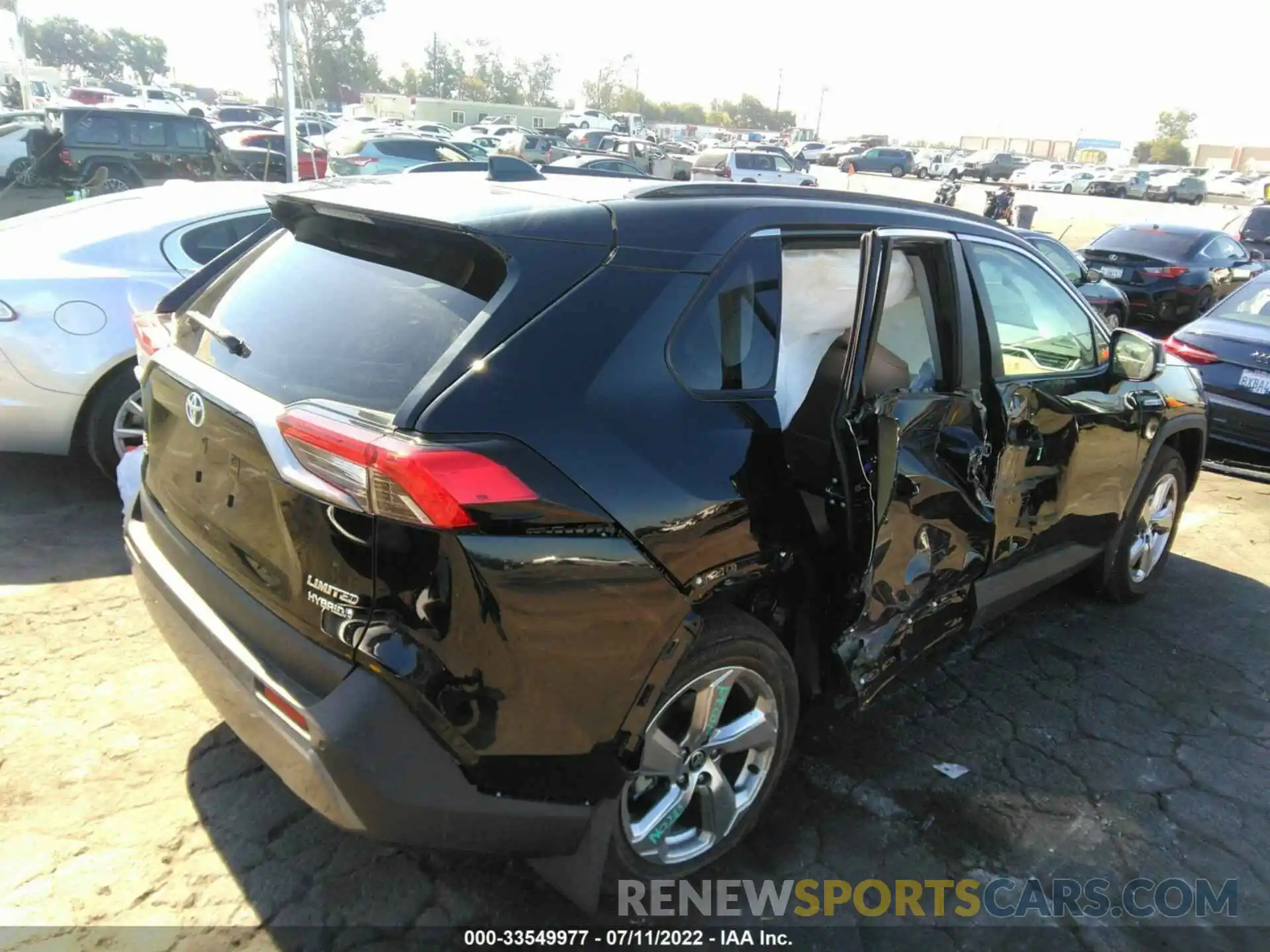 4 Photograph of a damaged car 4T3D6RFV0MU037946 TOYOTA RAV4 2021