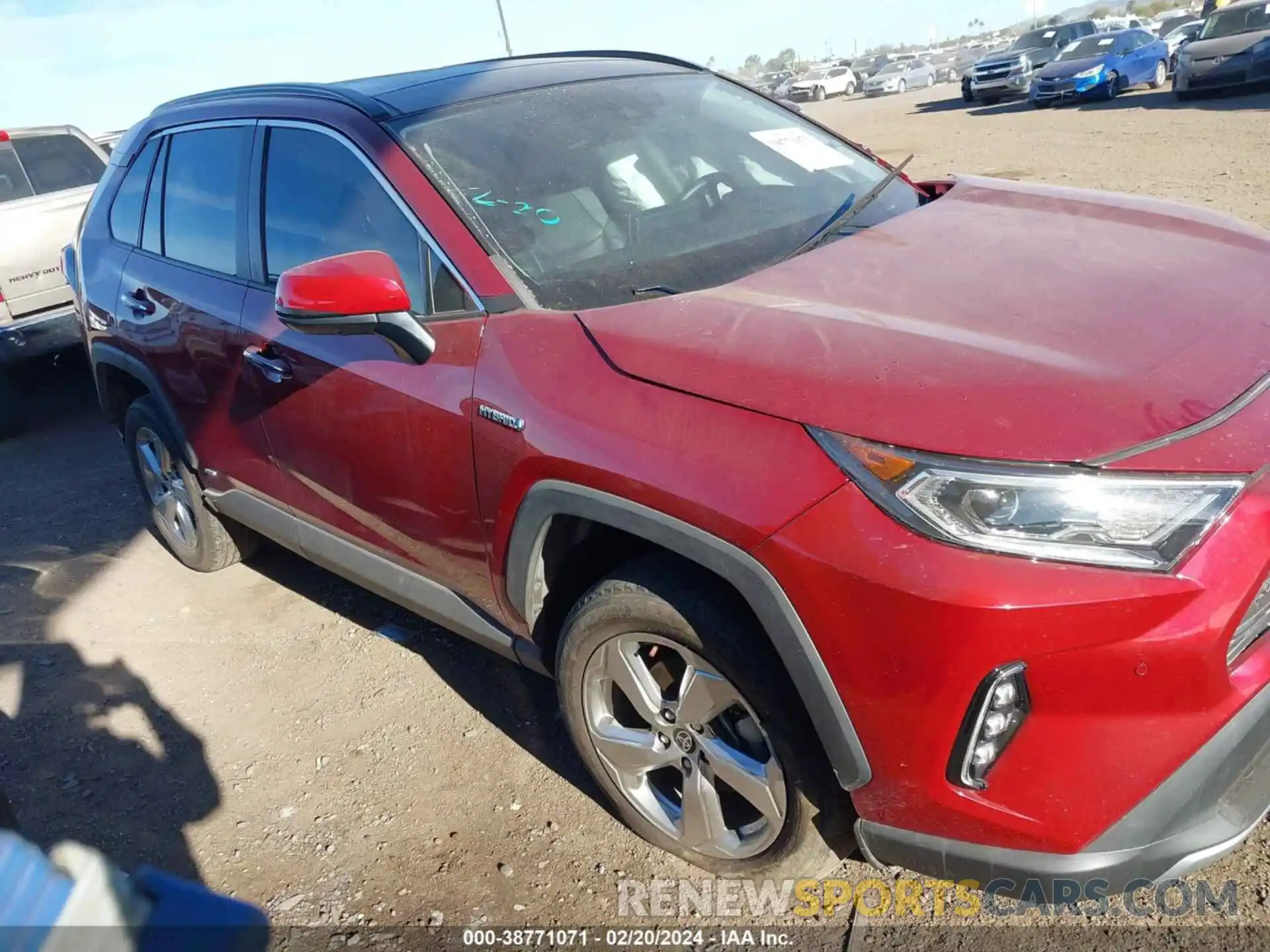 12 Photograph of a damaged car 4T3D6RFV0MU061728 TOYOTA RAV4 2021