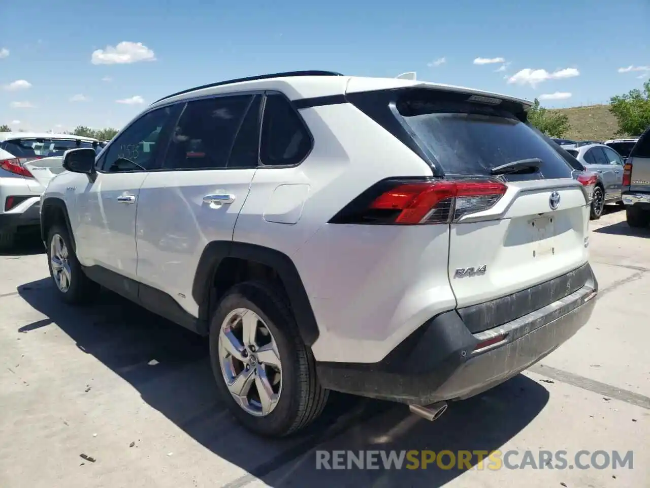 3 Photograph of a damaged car 4T3D6RFV1MU009878 TOYOTA RAV4 2021