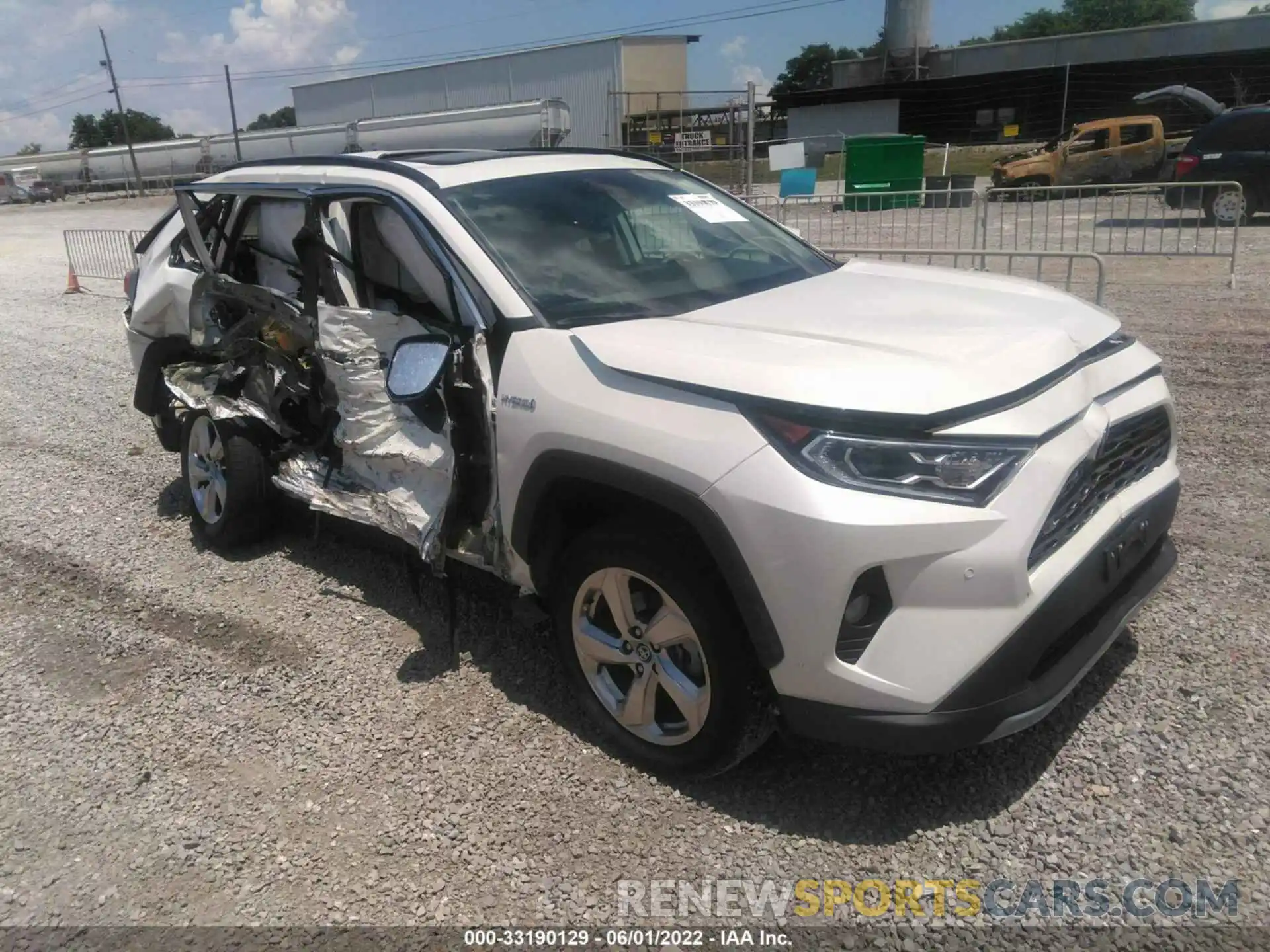 1 Photograph of a damaged car 4T3D6RFV1MU012568 TOYOTA RAV4 2021