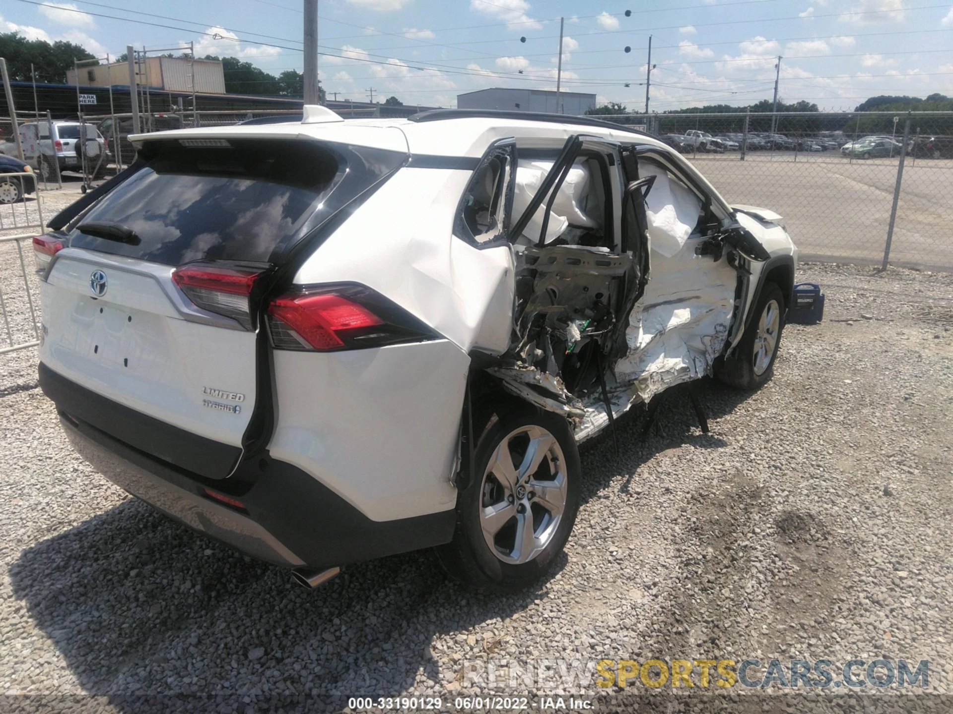 4 Photograph of a damaged car 4T3D6RFV1MU012568 TOYOTA RAV4 2021