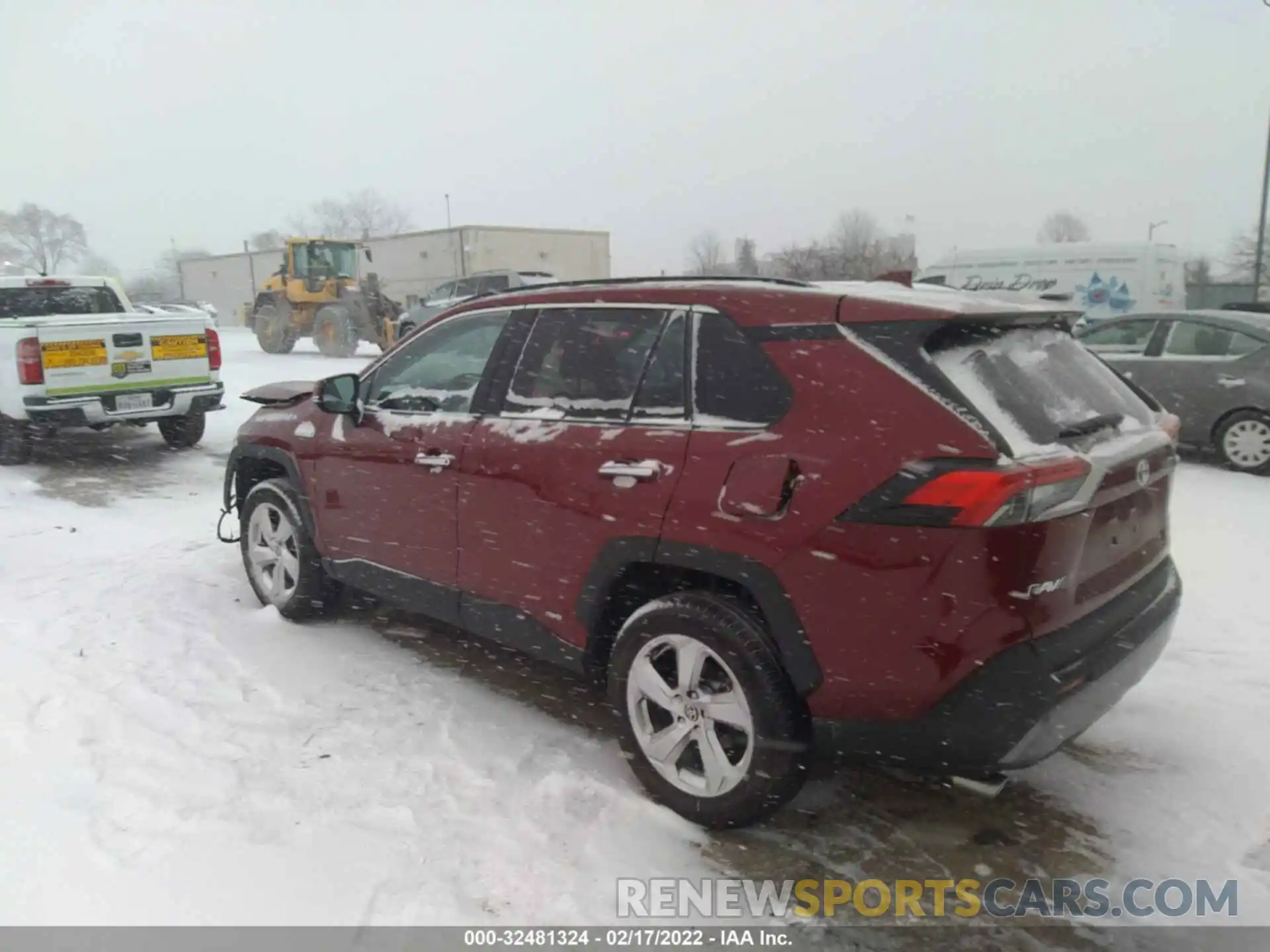 3 Photograph of a damaged car 4T3D6RFV1MU033596 TOYOTA RAV4 2021