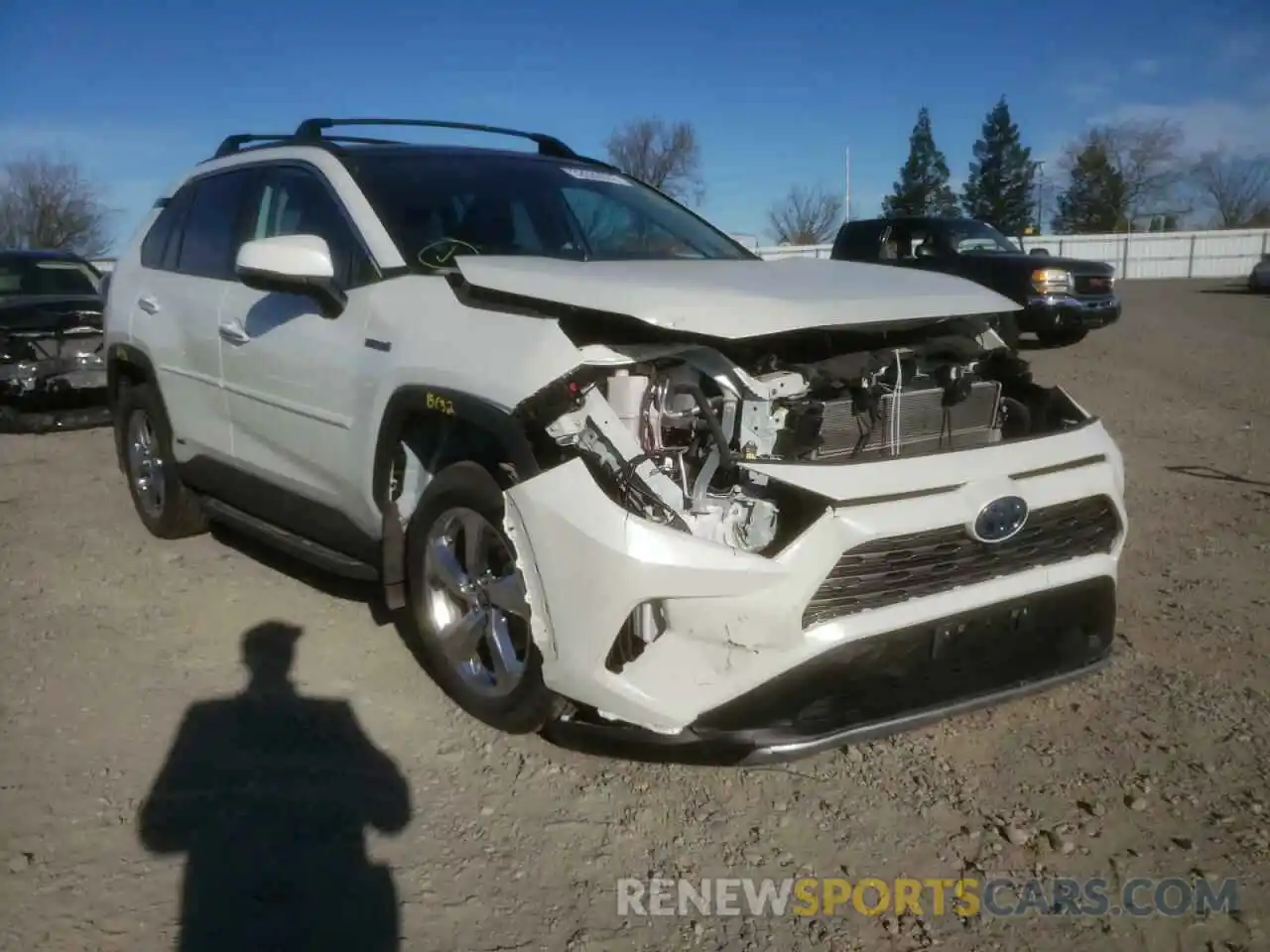 1 Photograph of a damaged car 4T3D6RFV1MU039088 TOYOTA RAV4 2021