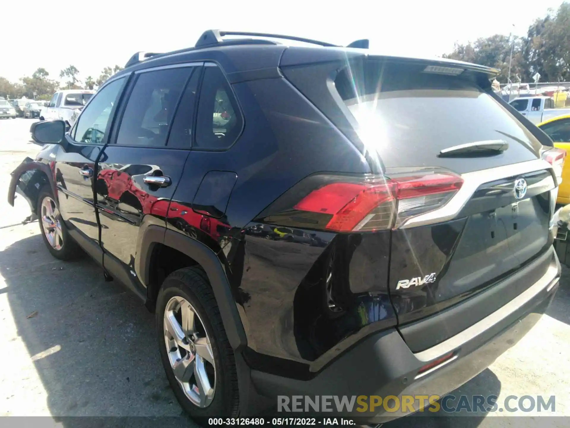 3 Photograph of a damaged car 4T3D6RFV1MU044310 TOYOTA RAV4 2021