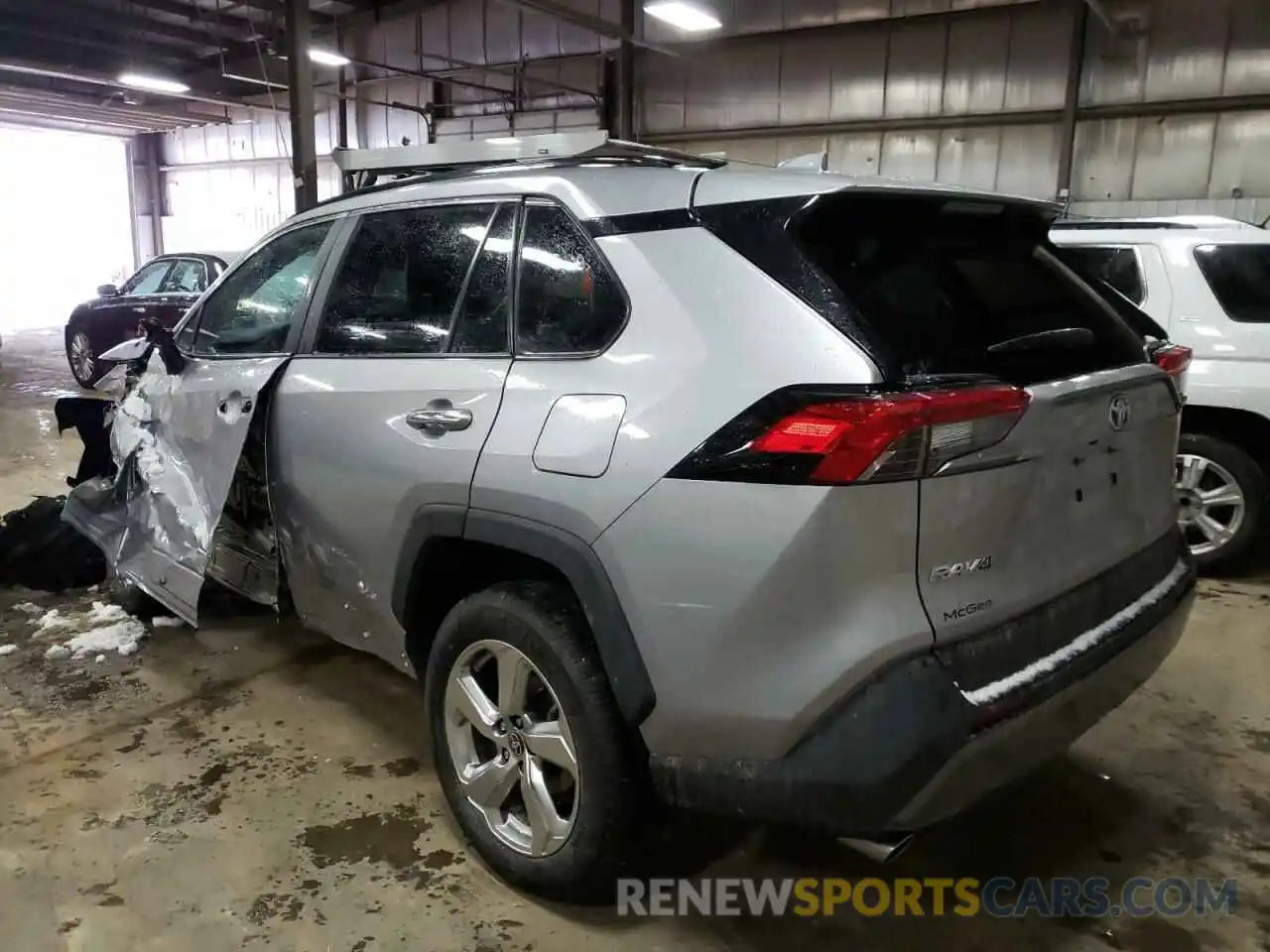 3 Photograph of a damaged car 4T3D6RFV1MU060619 TOYOTA RAV4 2021