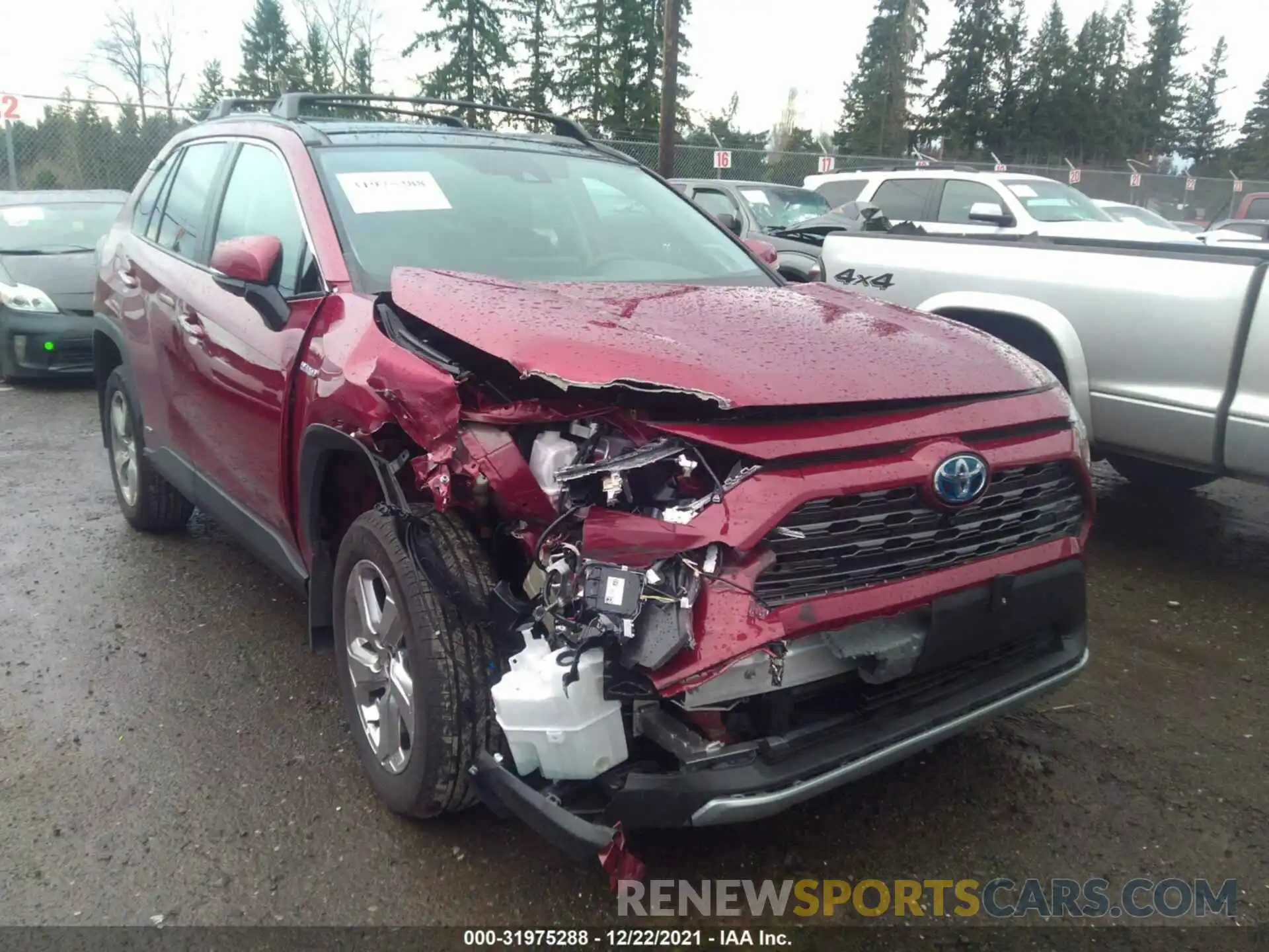 6 Photograph of a damaged car 4T3D6RFV2MU037494 TOYOTA RAV4 2021