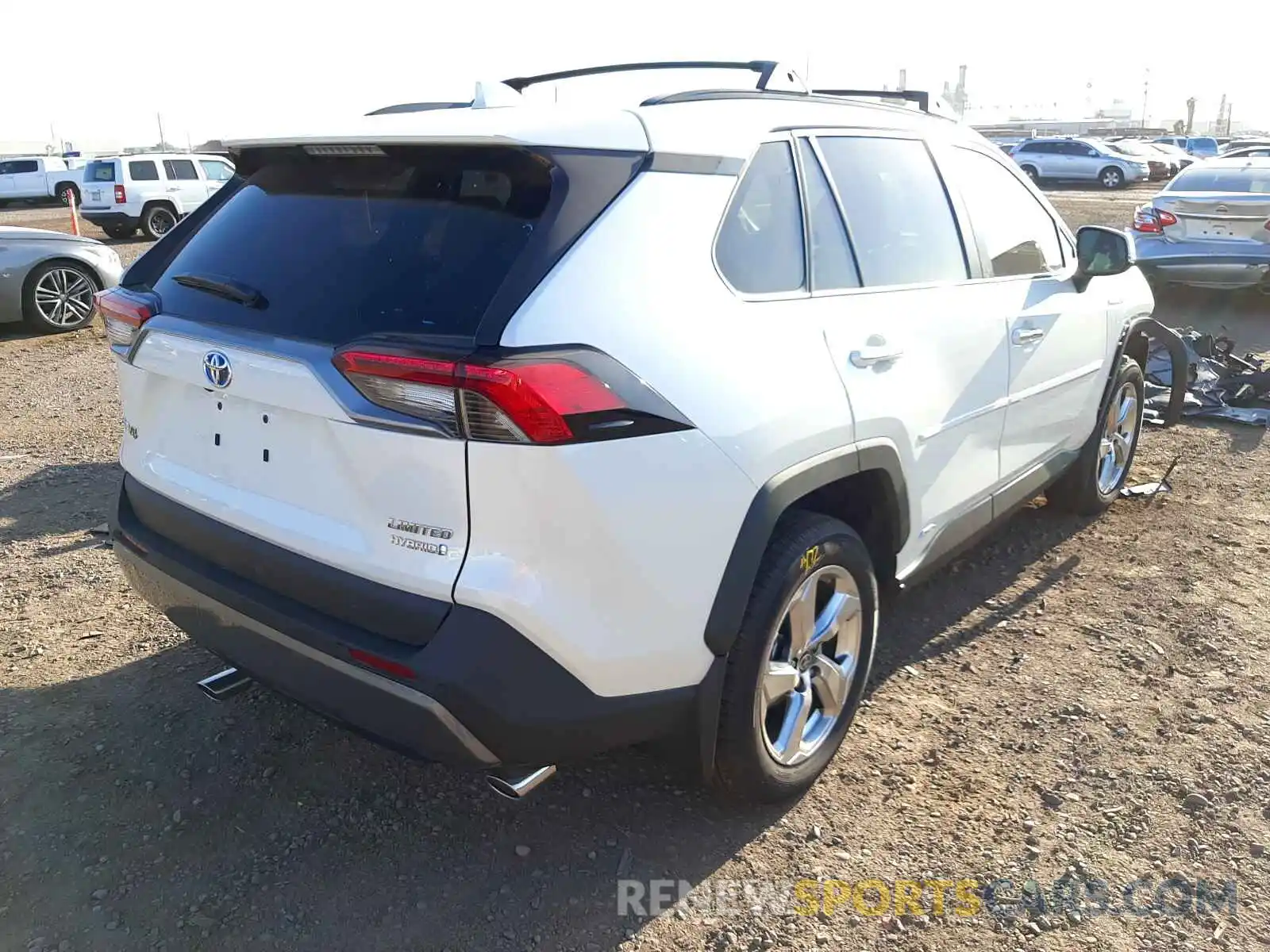 4 Фотография поврежденного автомобиля 4T3D6RFV2MU044753 TOYOTA RAV4 2021