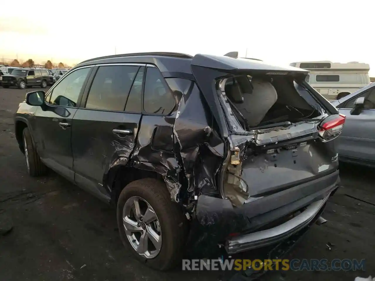 3 Photograph of a damaged car 4T3D6RFV2MU059964 TOYOTA RAV4 2021