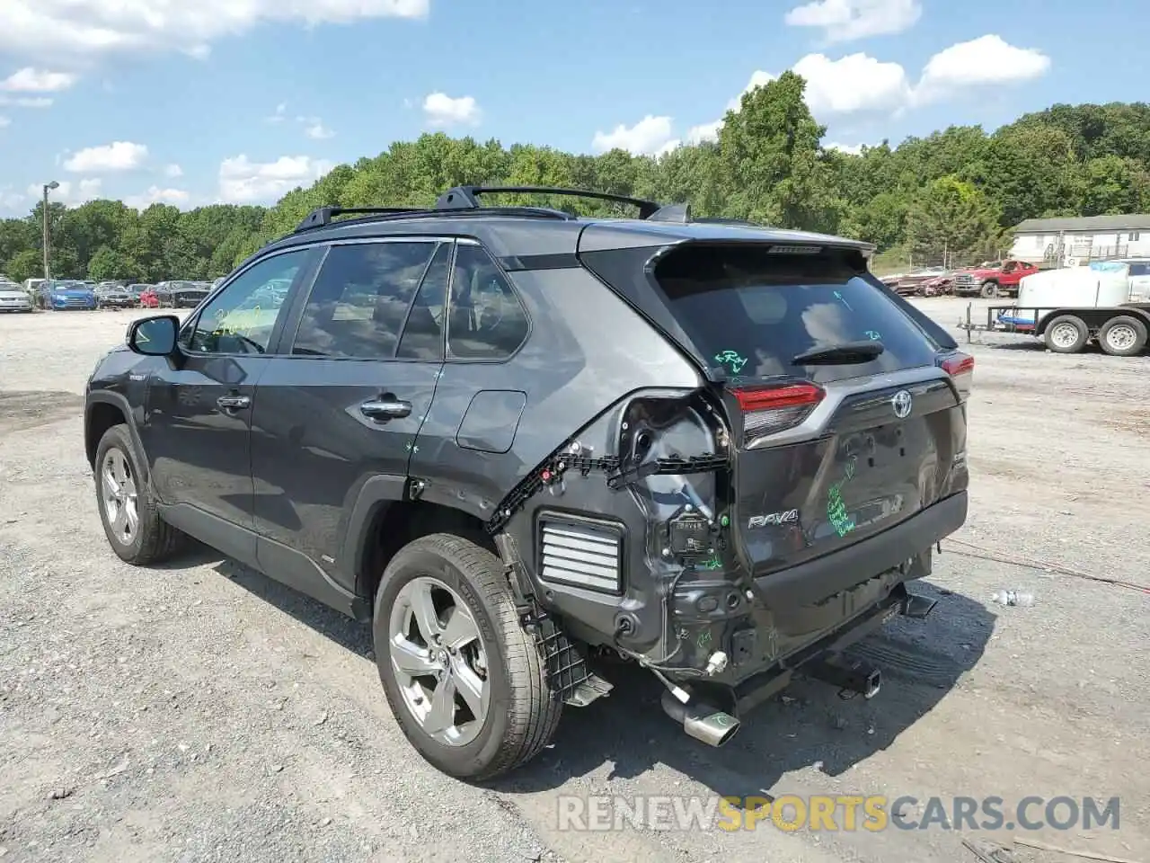 3 Photograph of a damaged car 4T3D6RFV3MU006254 TOYOTA RAV4 2021