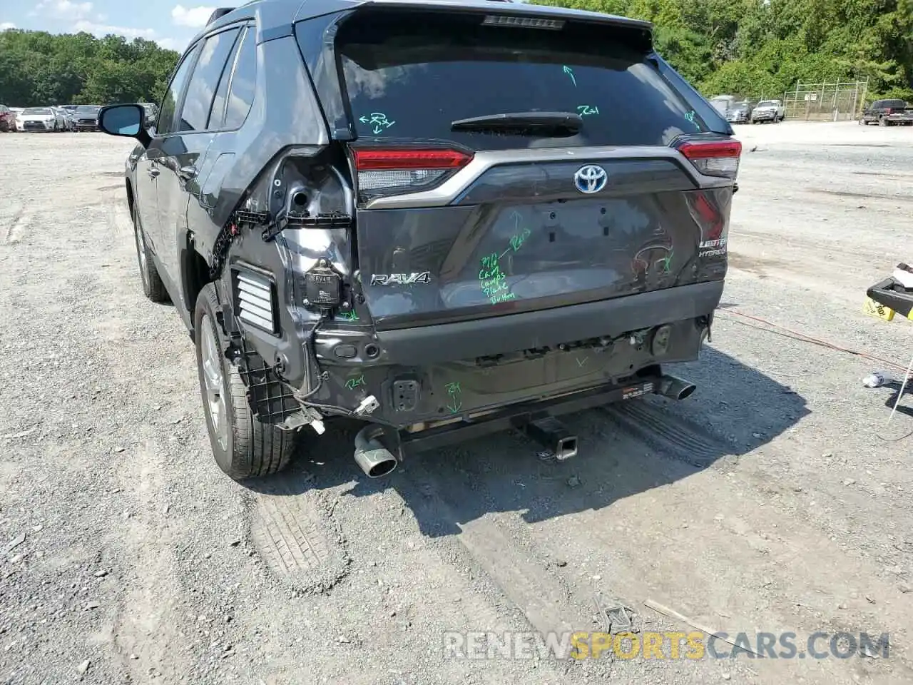 9 Photograph of a damaged car 4T3D6RFV3MU006254 TOYOTA RAV4 2021