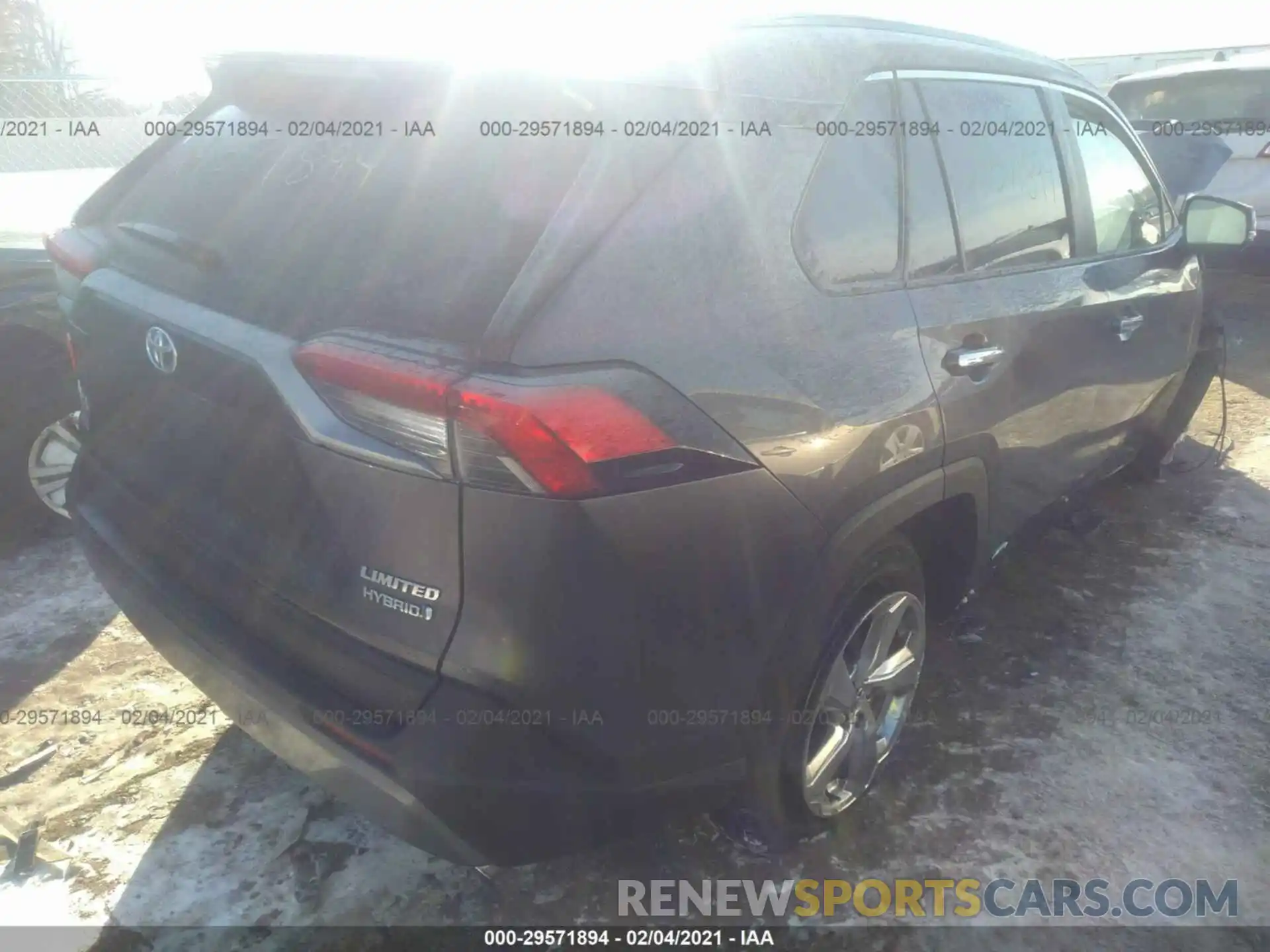 4 Photograph of a damaged car 4T3D6RFV3MU009705 TOYOTA RAV4 2021