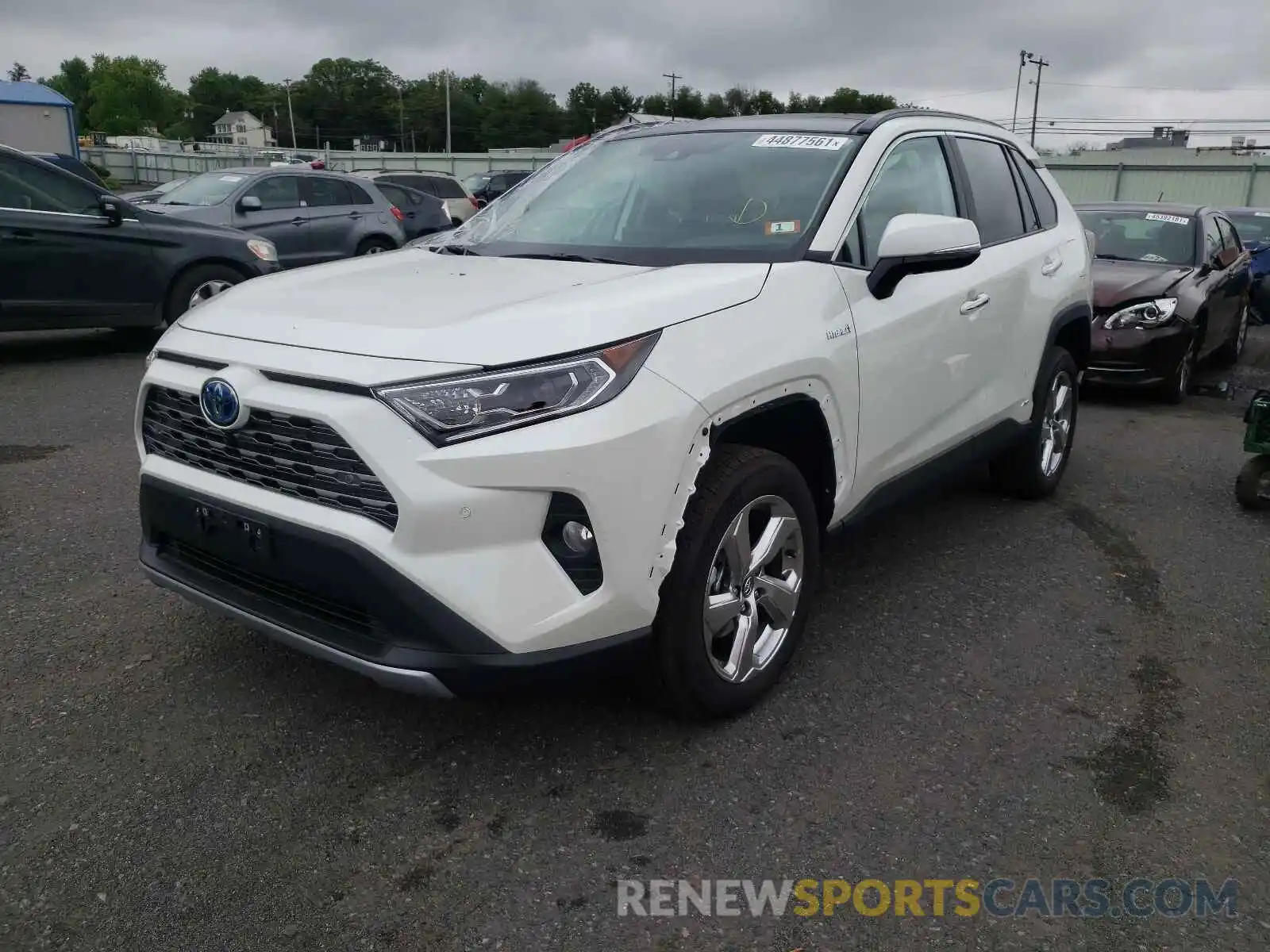 2 Photograph of a damaged car 4T3D6RFV4MU026741 TOYOTA RAV4 2021