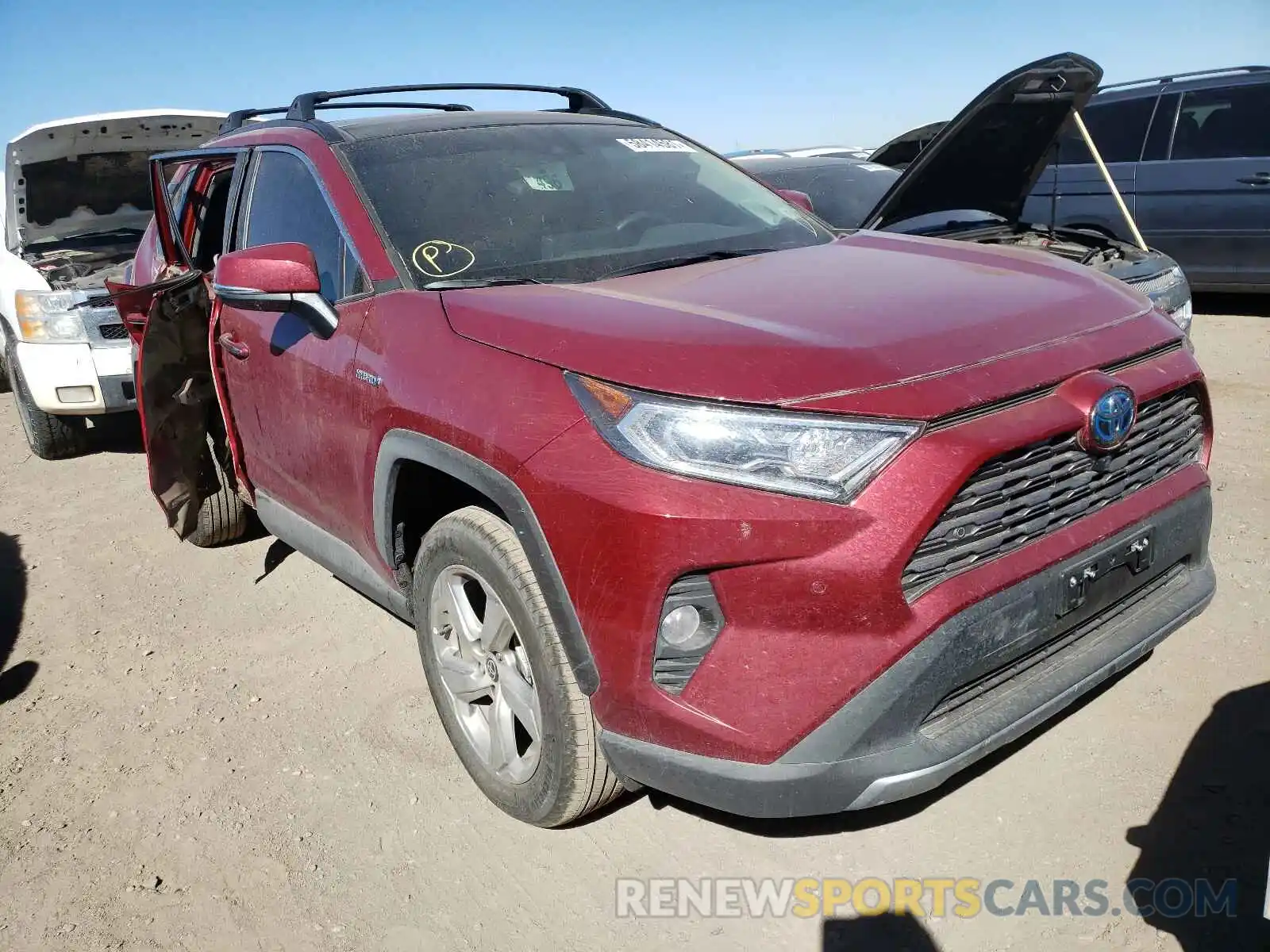 1 Photograph of a damaged car 4T3D6RFV4MU032779 TOYOTA RAV4 2021