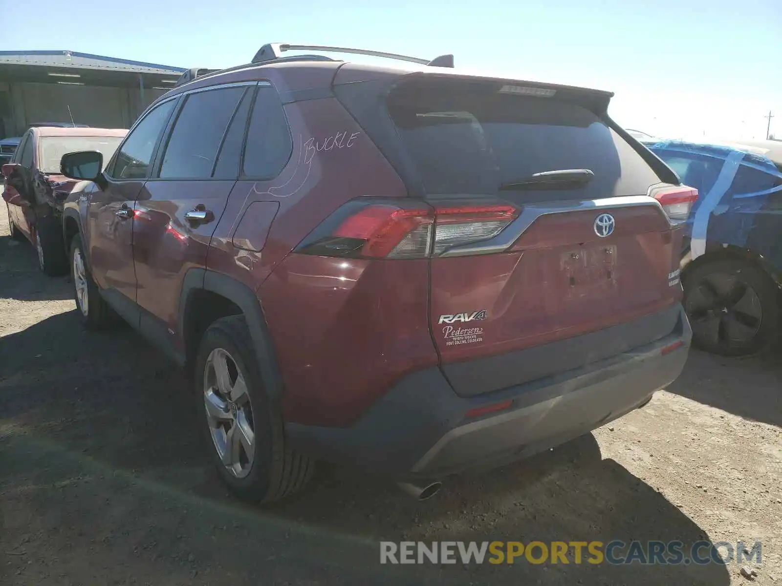 3 Photograph of a damaged car 4T3D6RFV4MU032779 TOYOTA RAV4 2021