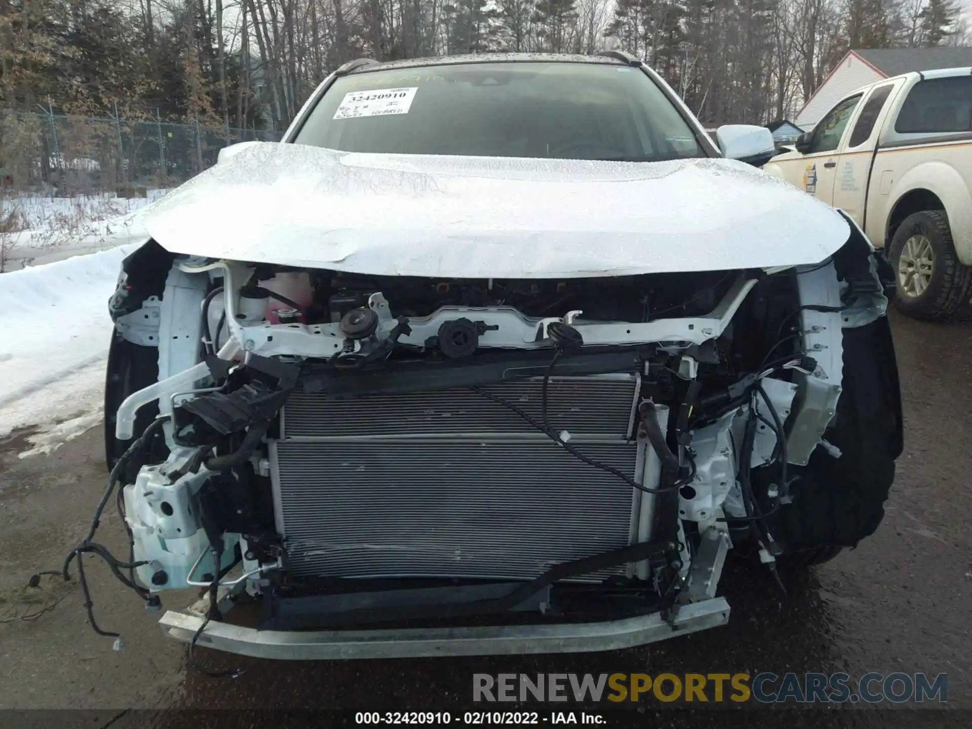 6 Photograph of a damaged car 4T3D6RFV5MU020592 TOYOTA RAV4 2021