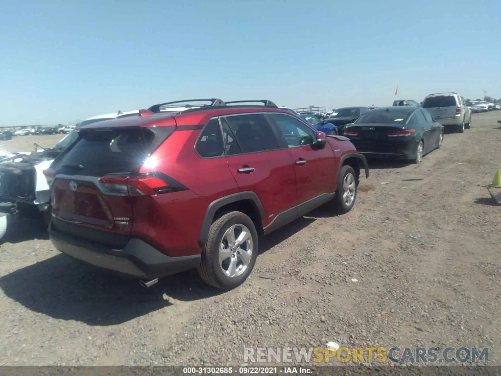 4 Photograph of a damaged car 4T3D6RFV5MU033116 TOYOTA RAV4 2021