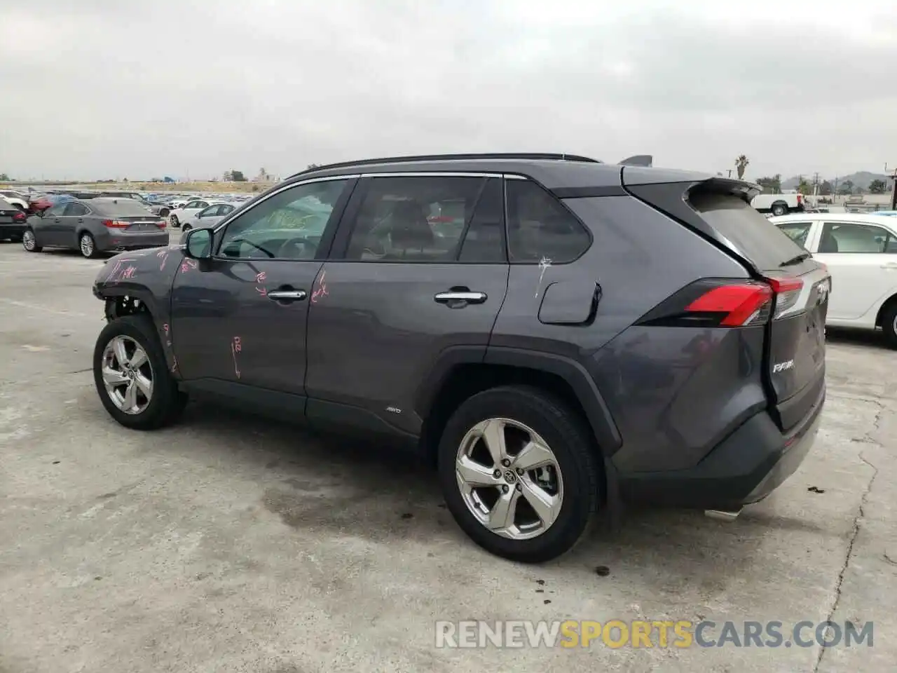 3 Photograph of a damaged car 4T3D6RFV5MU034704 TOYOTA RAV4 2021