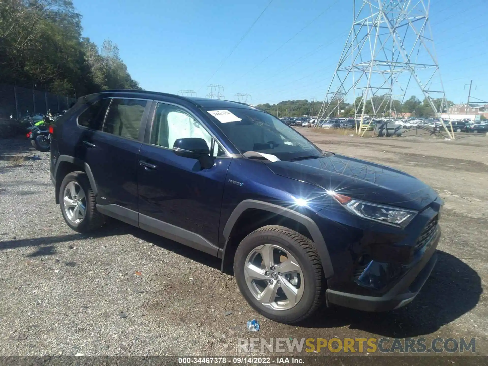 1 Photograph of a damaged car 4T3D6RFV7MU009724 TOYOTA RAV4 2021