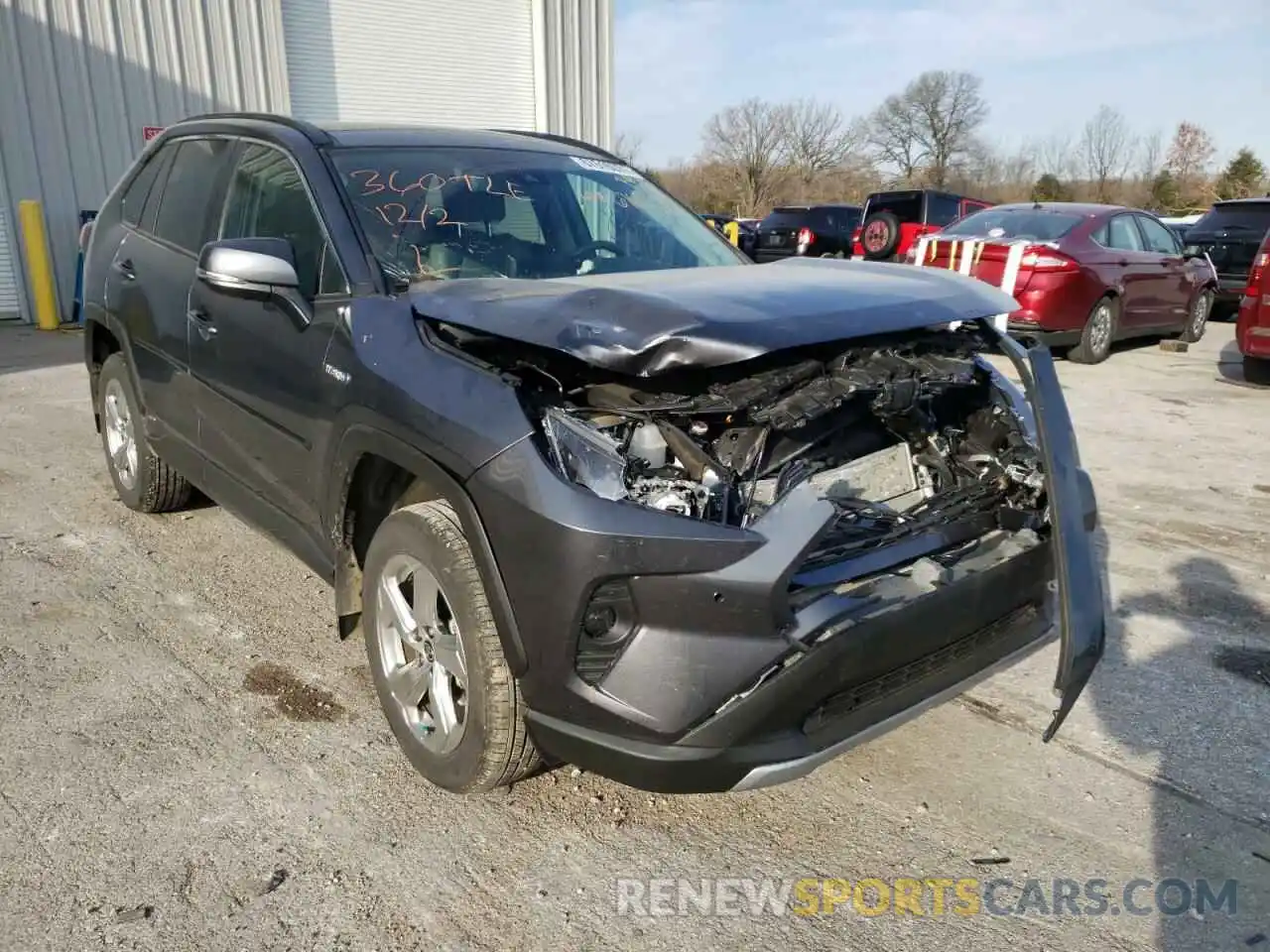 1 Photograph of a damaged car 4T3D6RFV7MU034896 TOYOTA RAV4 2021