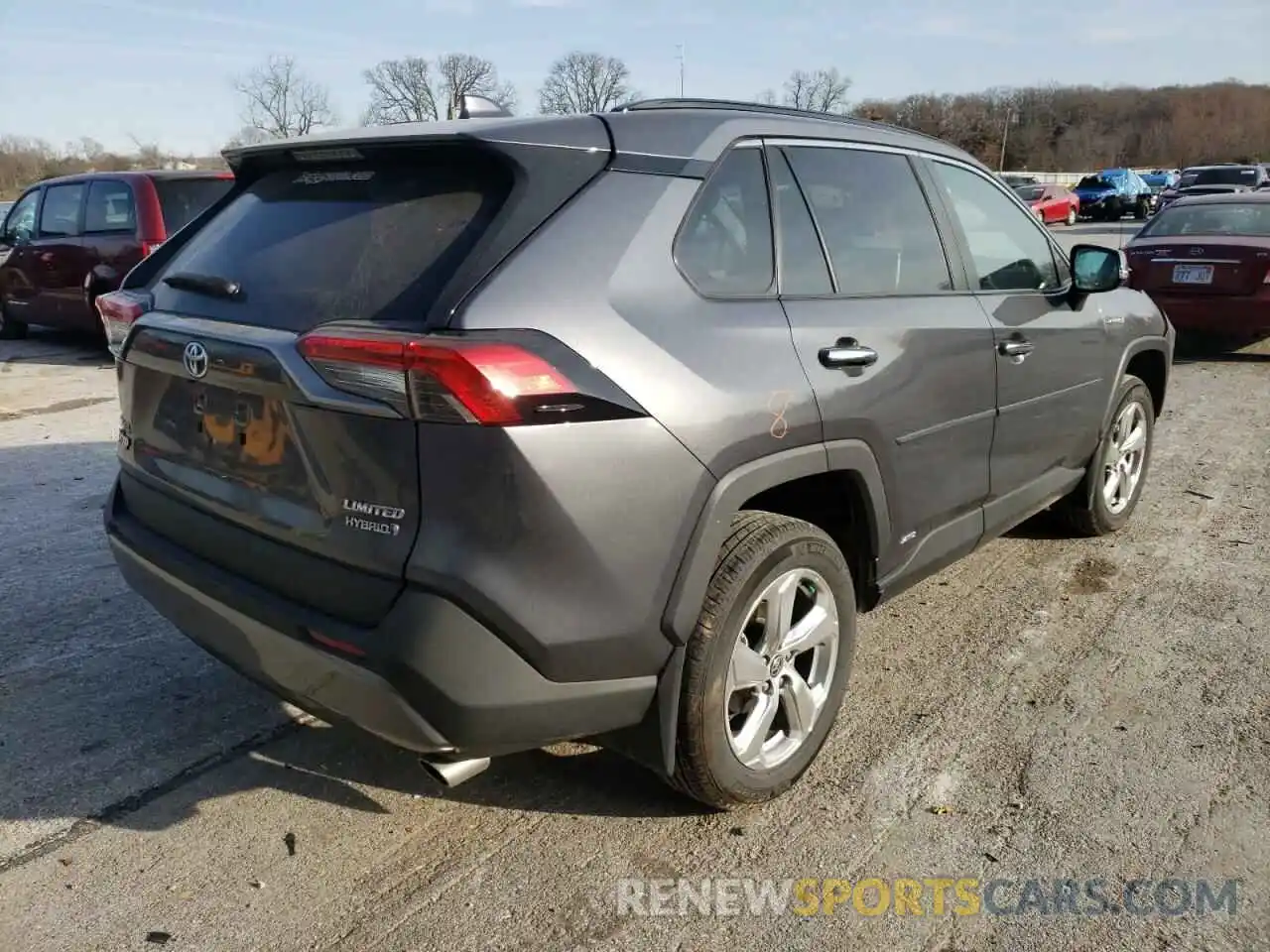 4 Photograph of a damaged car 4T3D6RFV7MU034896 TOYOTA RAV4 2021