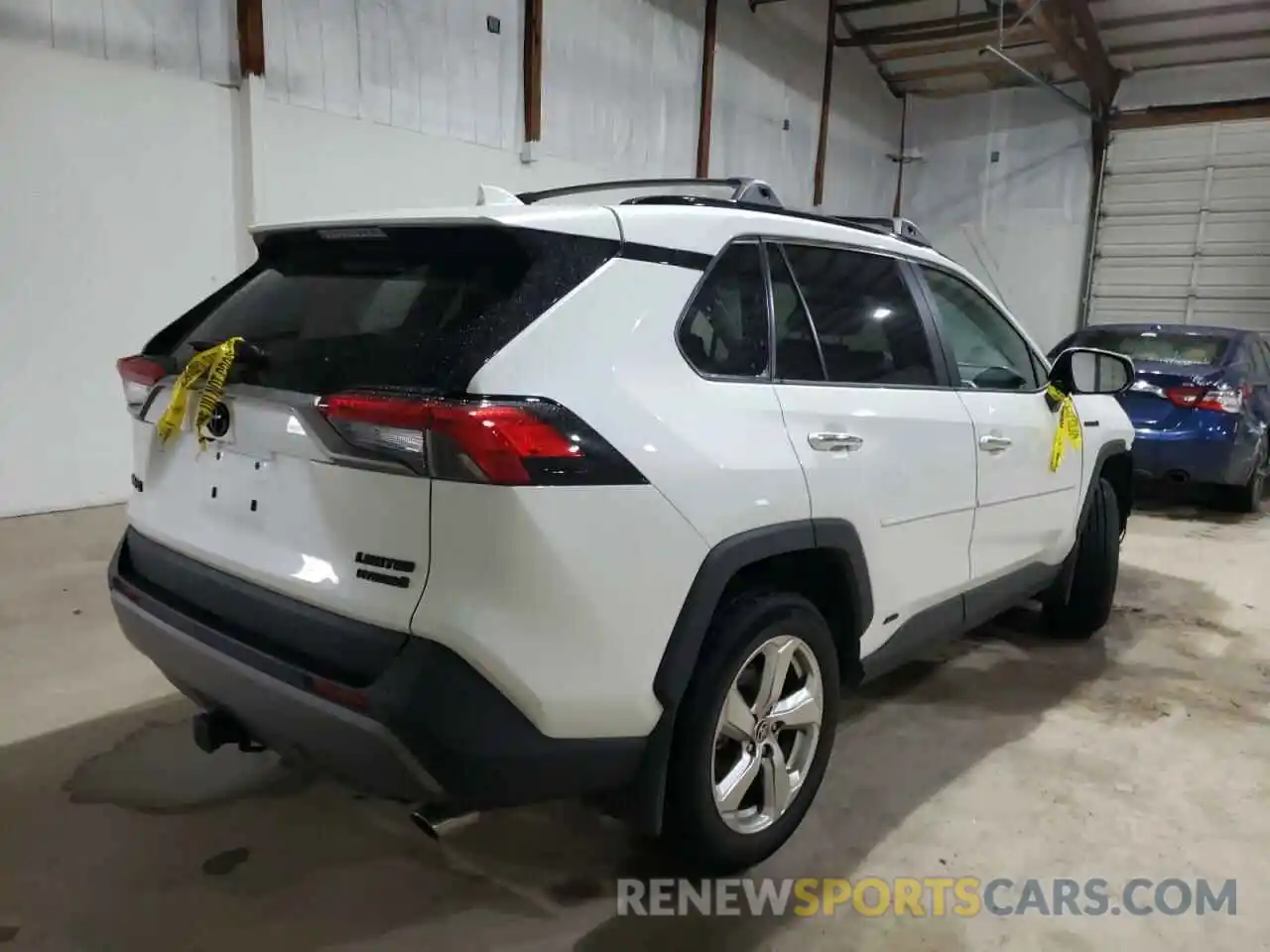 4 Photograph of a damaged car 4T3D6RFV7MU038656 TOYOTA RAV4 2021