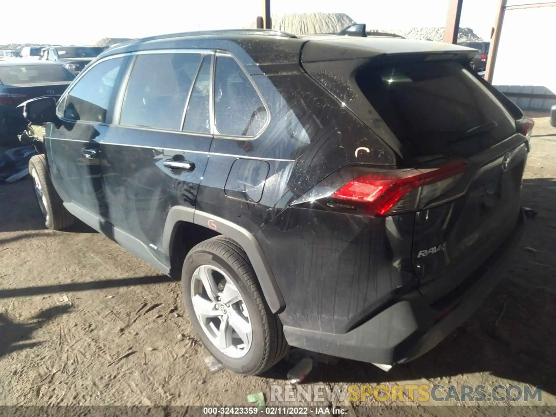 3 Photograph of a damaged car 4T3D6RFV7MU057451 TOYOTA RAV4 2021