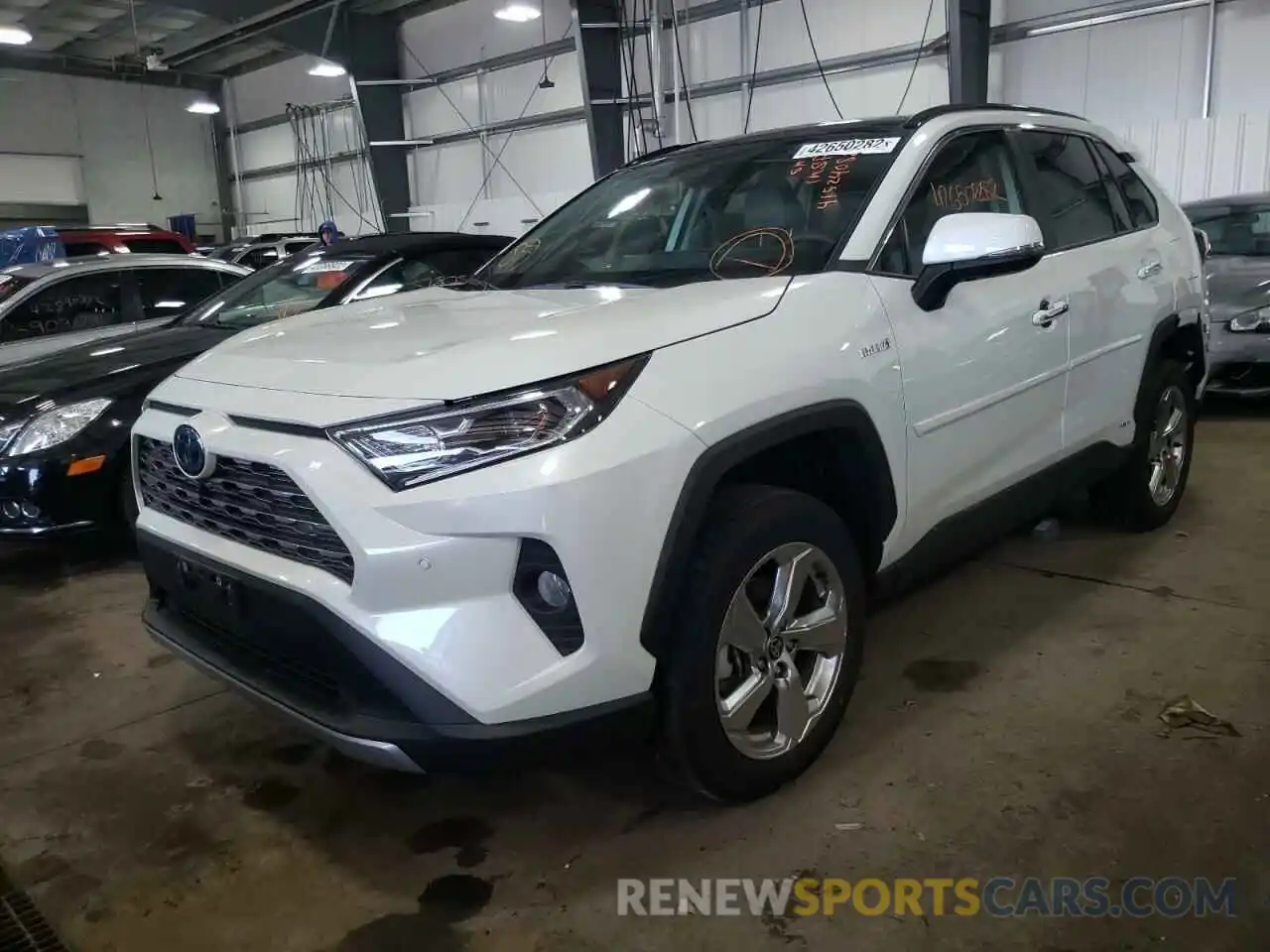 2 Photograph of a damaged car 4T3D6RFV7MU062018 TOYOTA RAV4 2021