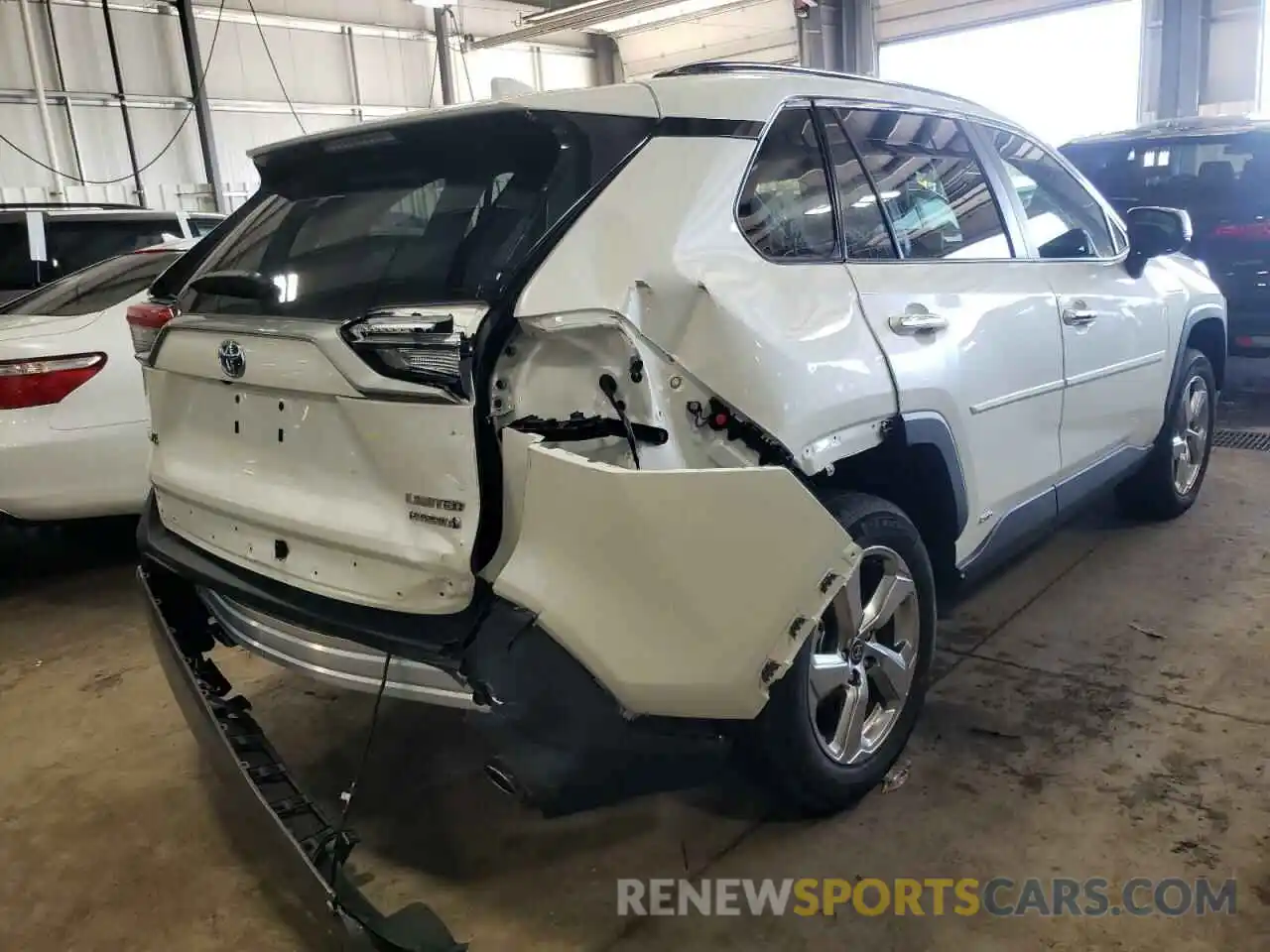 4 Photograph of a damaged car 4T3D6RFV7MU062018 TOYOTA RAV4 2021