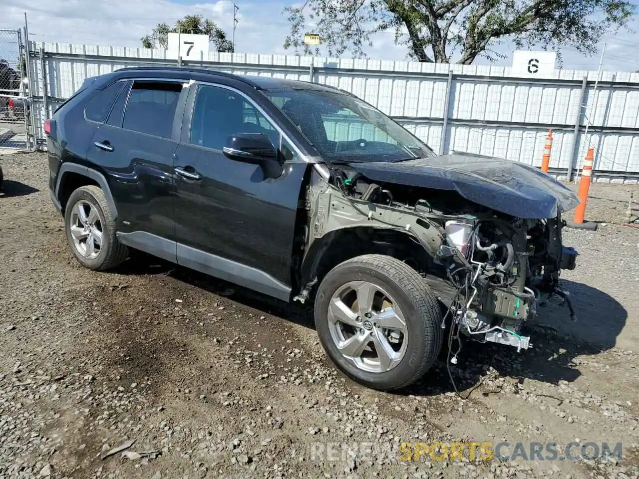 4 Photograph of a damaged car 4T3D6RFV9MU025228 TOYOTA RAV4 2021