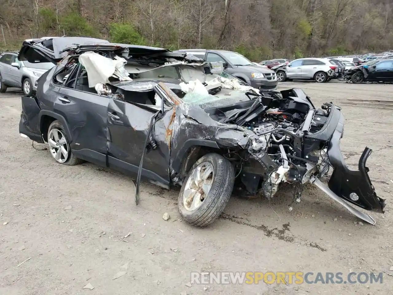 1 Photograph of a damaged car 4T3D6RFVXMU011080 TOYOTA RAV4 2021