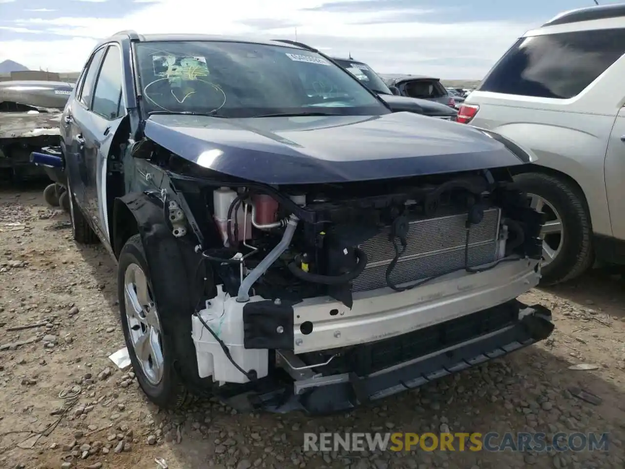 9 Photograph of a damaged car 4T3D6RFVXMU042989 TOYOTA RAV4 2021