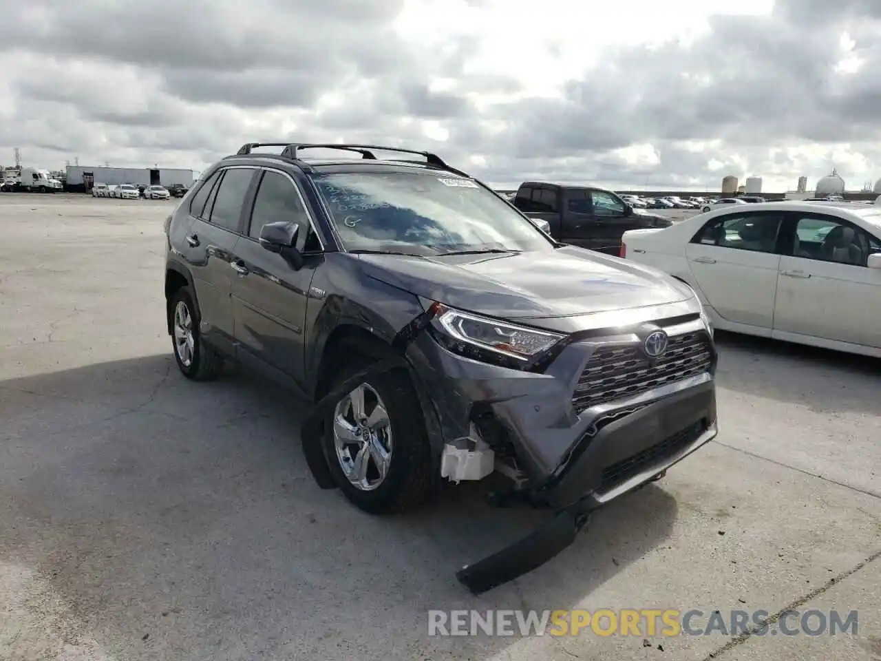 1 Photograph of a damaged car 4T3D6RFVXMU058609 TOYOTA RAV4 2021