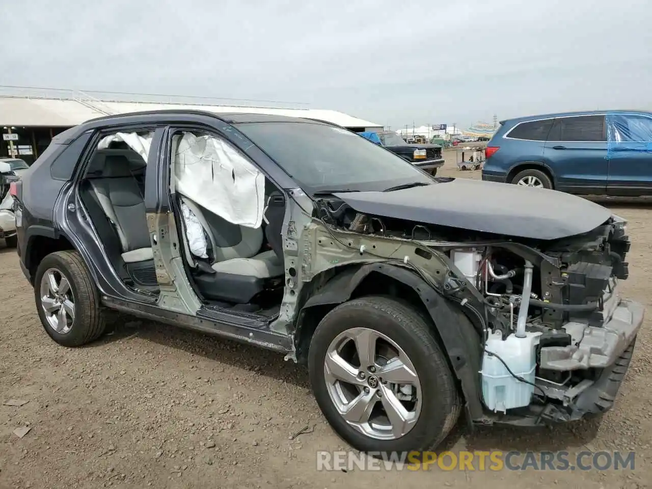 4 Photograph of a damaged car 4T3D6RFVXMU062014 TOYOTA RAV4 2021