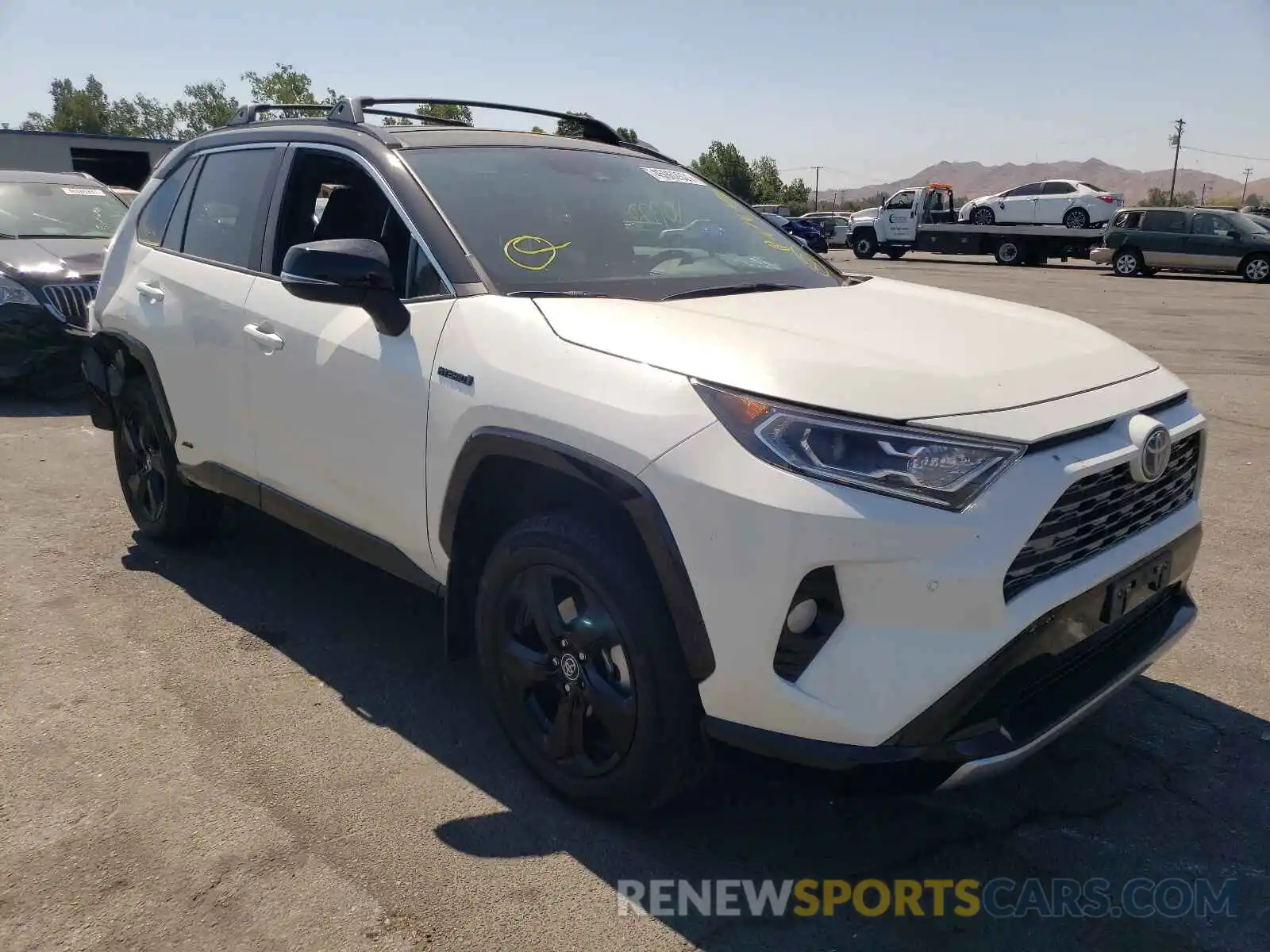 1 Photograph of a damaged car 4T3E6RFV0MU010492 TOYOTA RAV4 2021