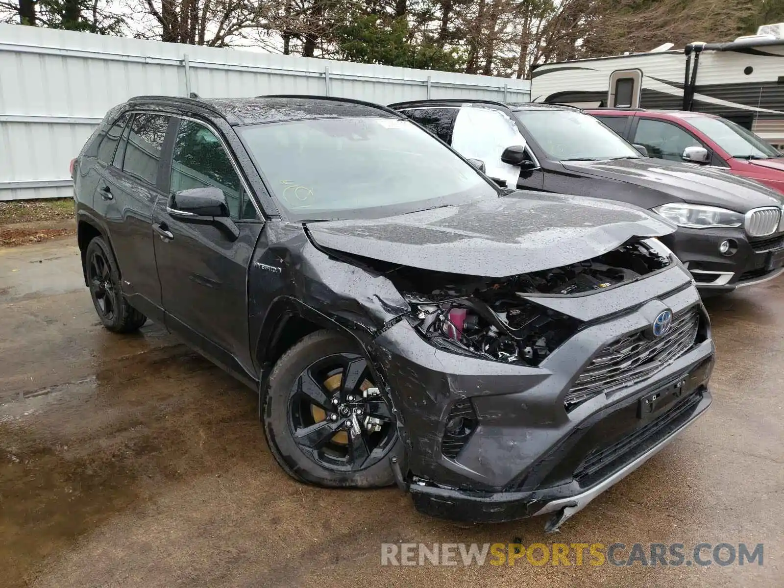 1 Photograph of a damaged car 4T3E6RFV0MU013795 TOYOTA RAV4 2021