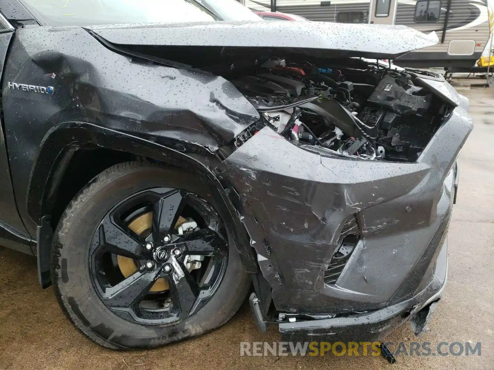 9 Photograph of a damaged car 4T3E6RFV0MU013795 TOYOTA RAV4 2021