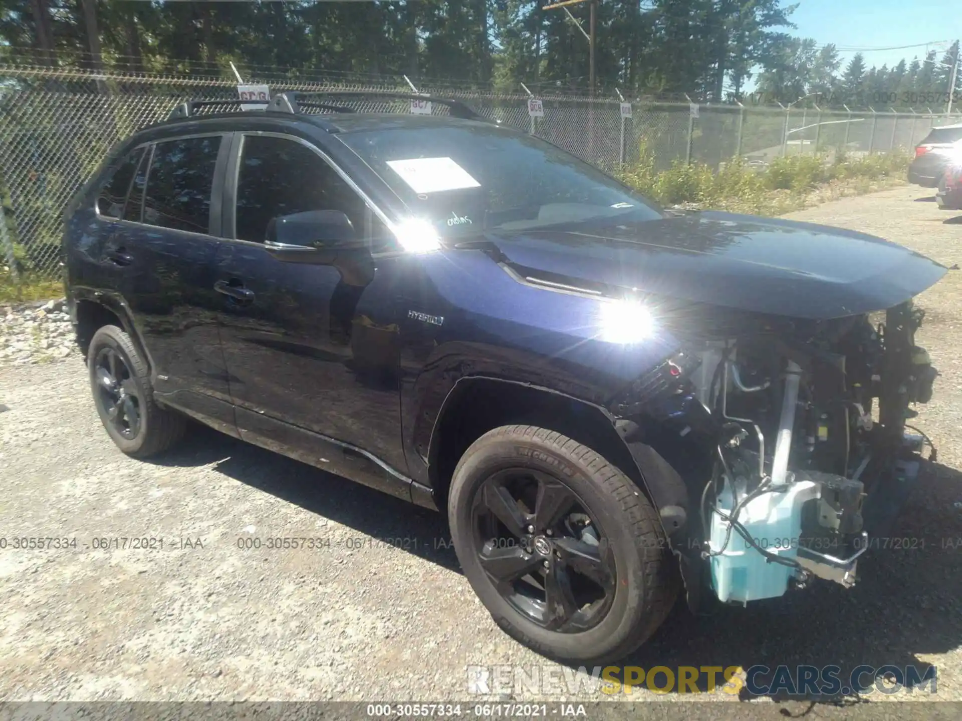 1 Photograph of a damaged car 4T3E6RFV0MU016227 TOYOTA RAV4 2021