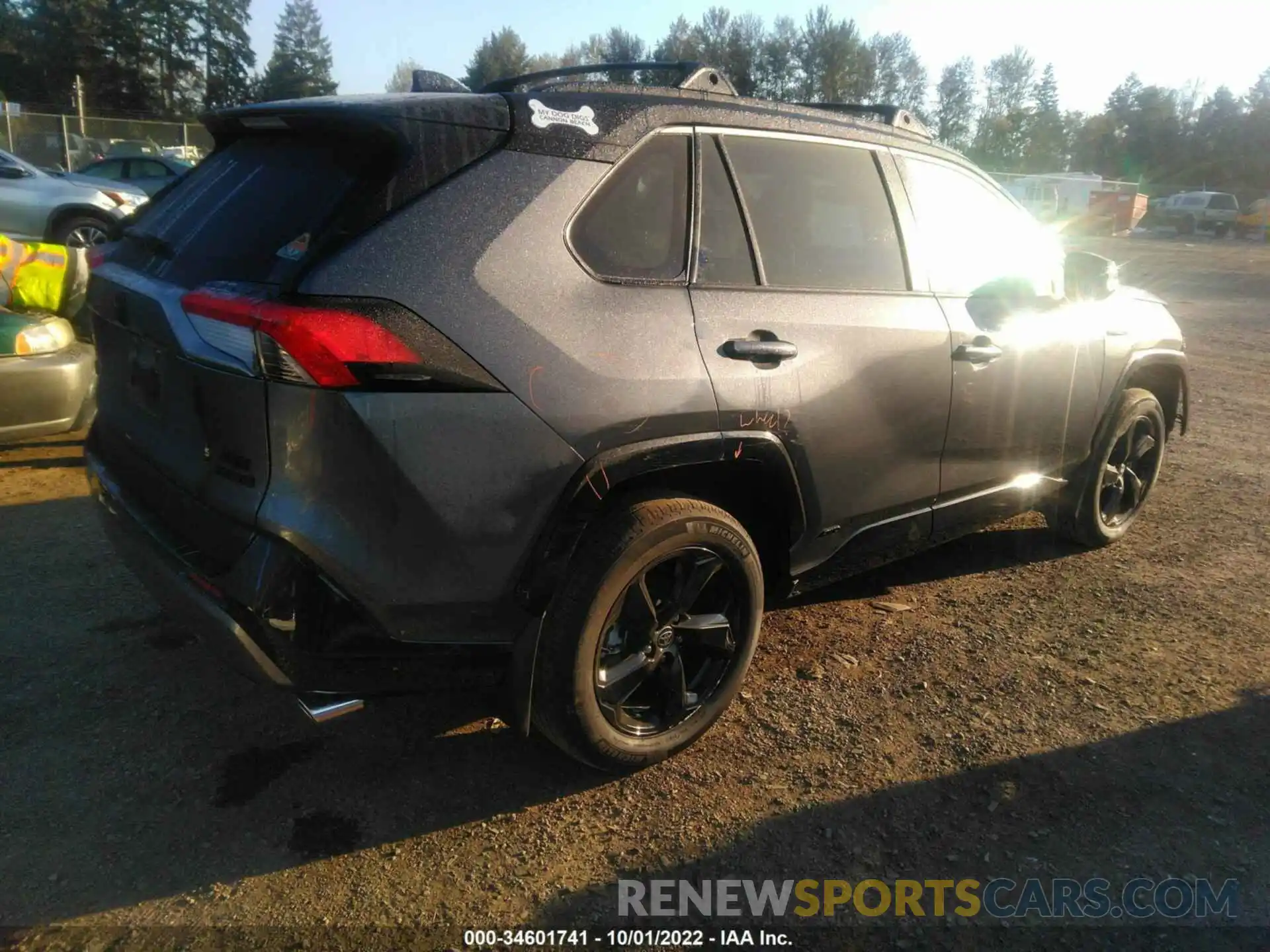 4 Photograph of a damaged car 4T3E6RFV0MU034761 TOYOTA RAV4 2021