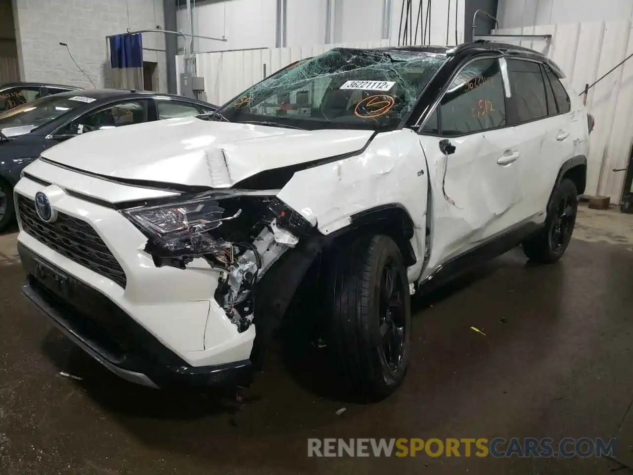 2 Photograph of a damaged car 4T3E6RFV0MU047395 TOYOTA RAV4 2021