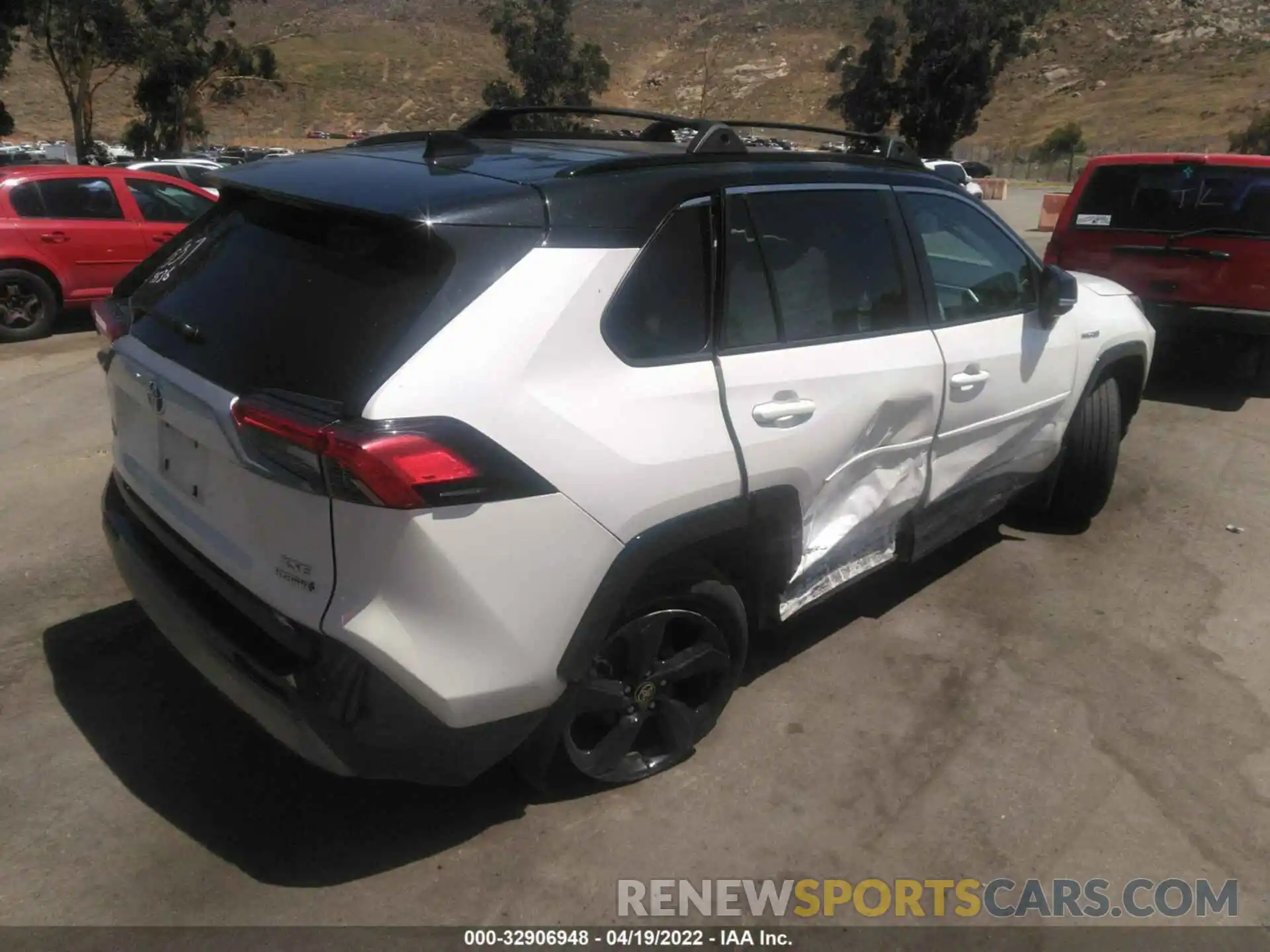 4 Photograph of a damaged car 4T3E6RFV0MU053536 TOYOTA RAV4 2021