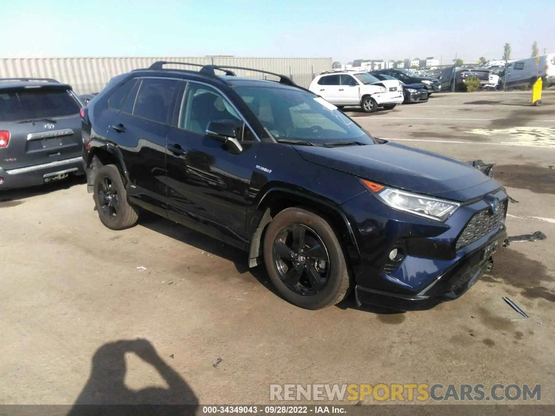 1 Фотография поврежденного автомобиля 4T3E6RFV1MU026989 TOYOTA RAV4 2021