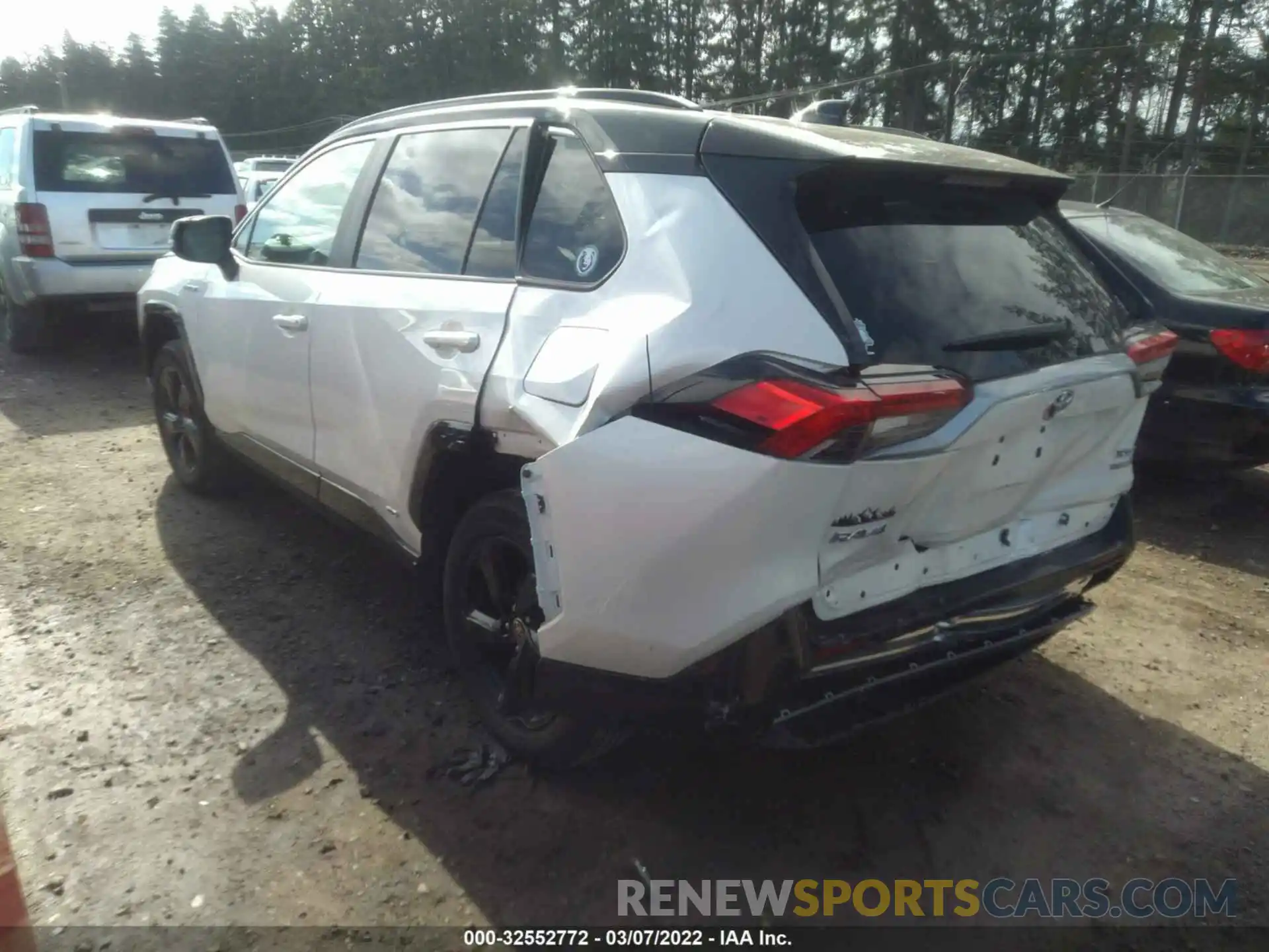 3 Photograph of a damaged car 4T3E6RFV1MU032890 TOYOTA RAV4 2021